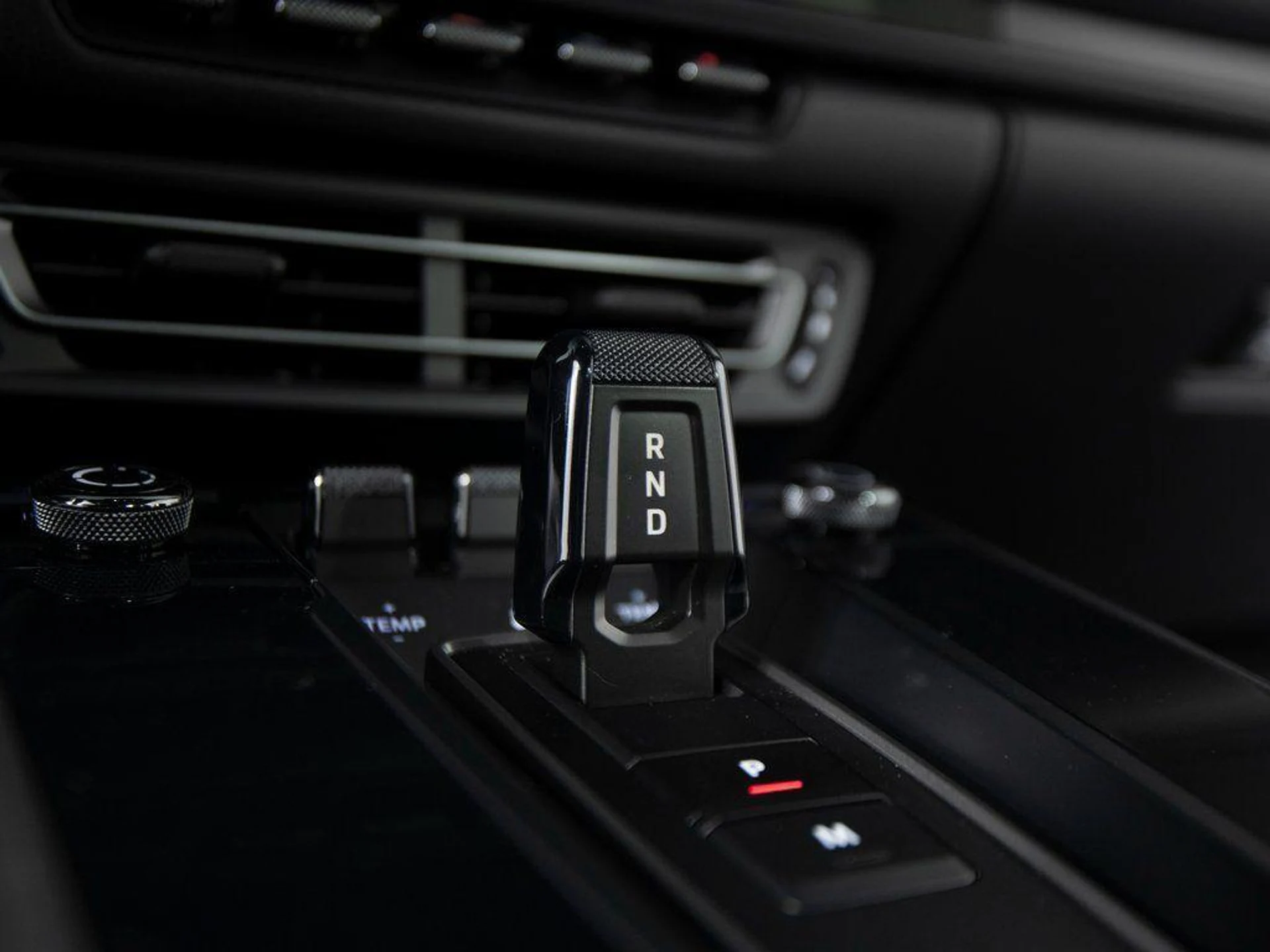 mph020_2657306053_G_Nh2_Sw_LM_3n_JO_1_Mduyb3y7g_Or_M_Fc_77c7890b0e