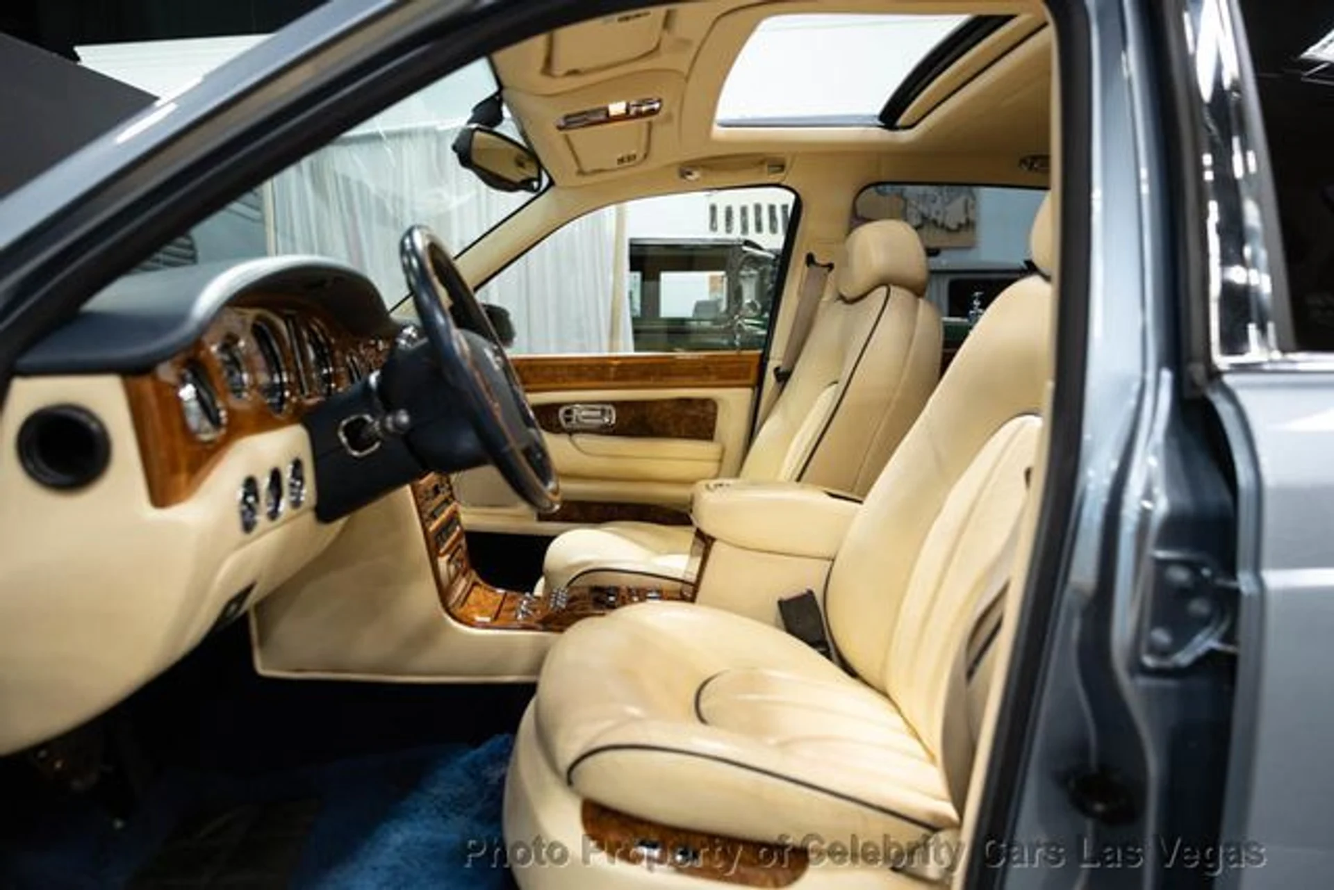mph020_2657431704_used_2002_rolls_royce_silver_seraph_lastofline1of120forus170totalworldwide_9707_23079302_25_640_d00052f36c
