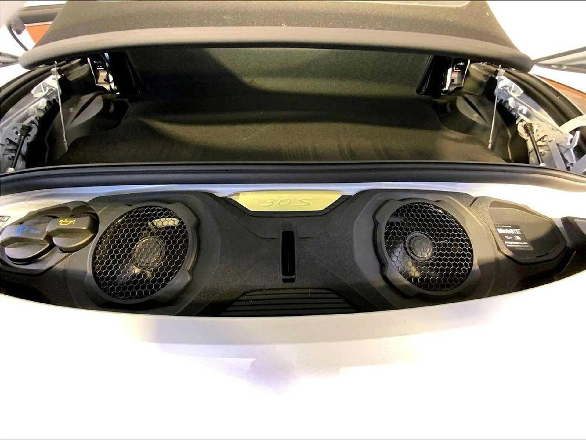 mph020_2658863299_ME_4yi9x_D_Iqs_Sd_GFYDF_Sg_RJA_9c_MA_8c1b38b4d0