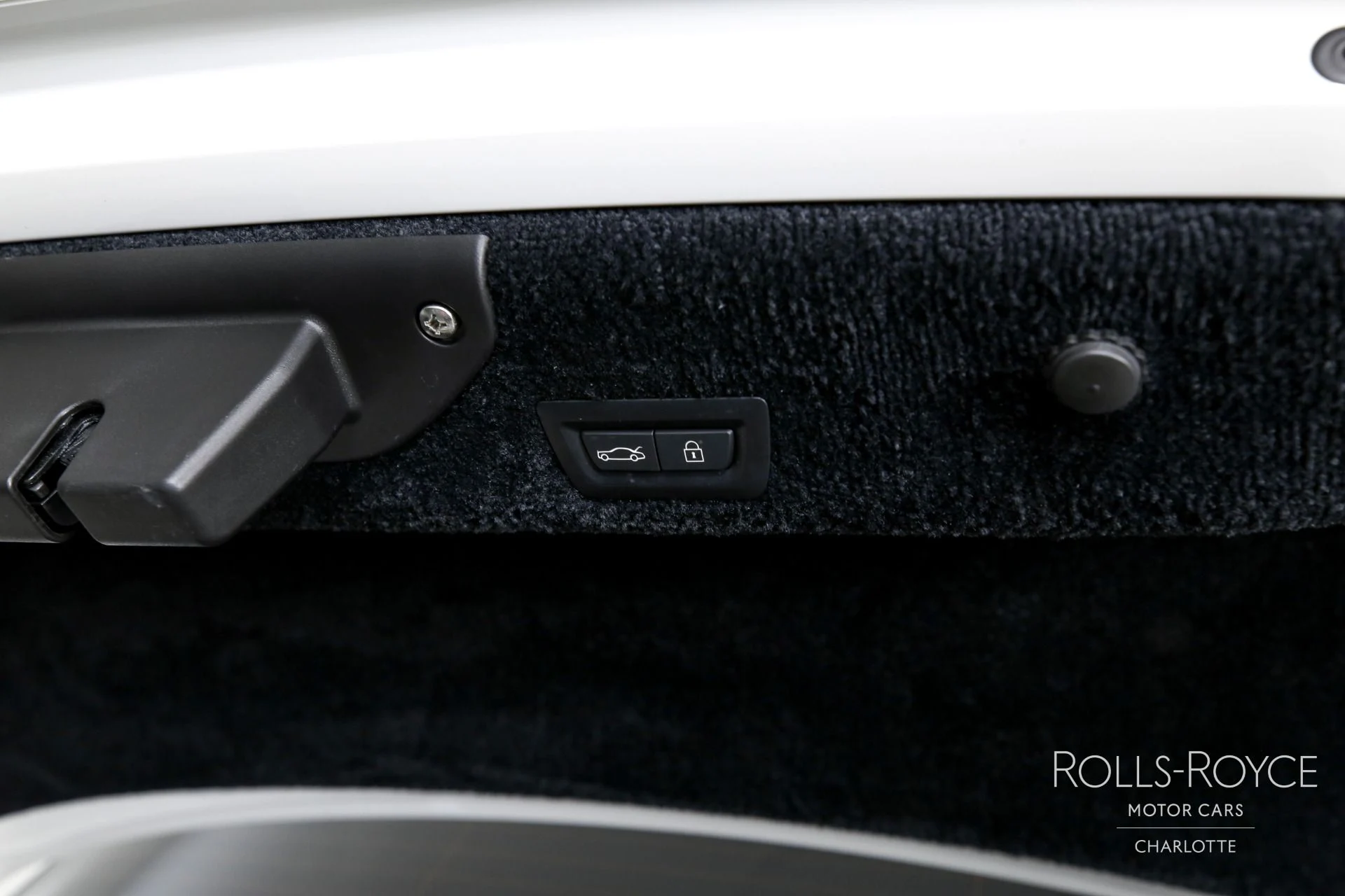 mph020_2659368806_Used_2019_Rolls_Royce_Wraith_1701539384_a64d992d90