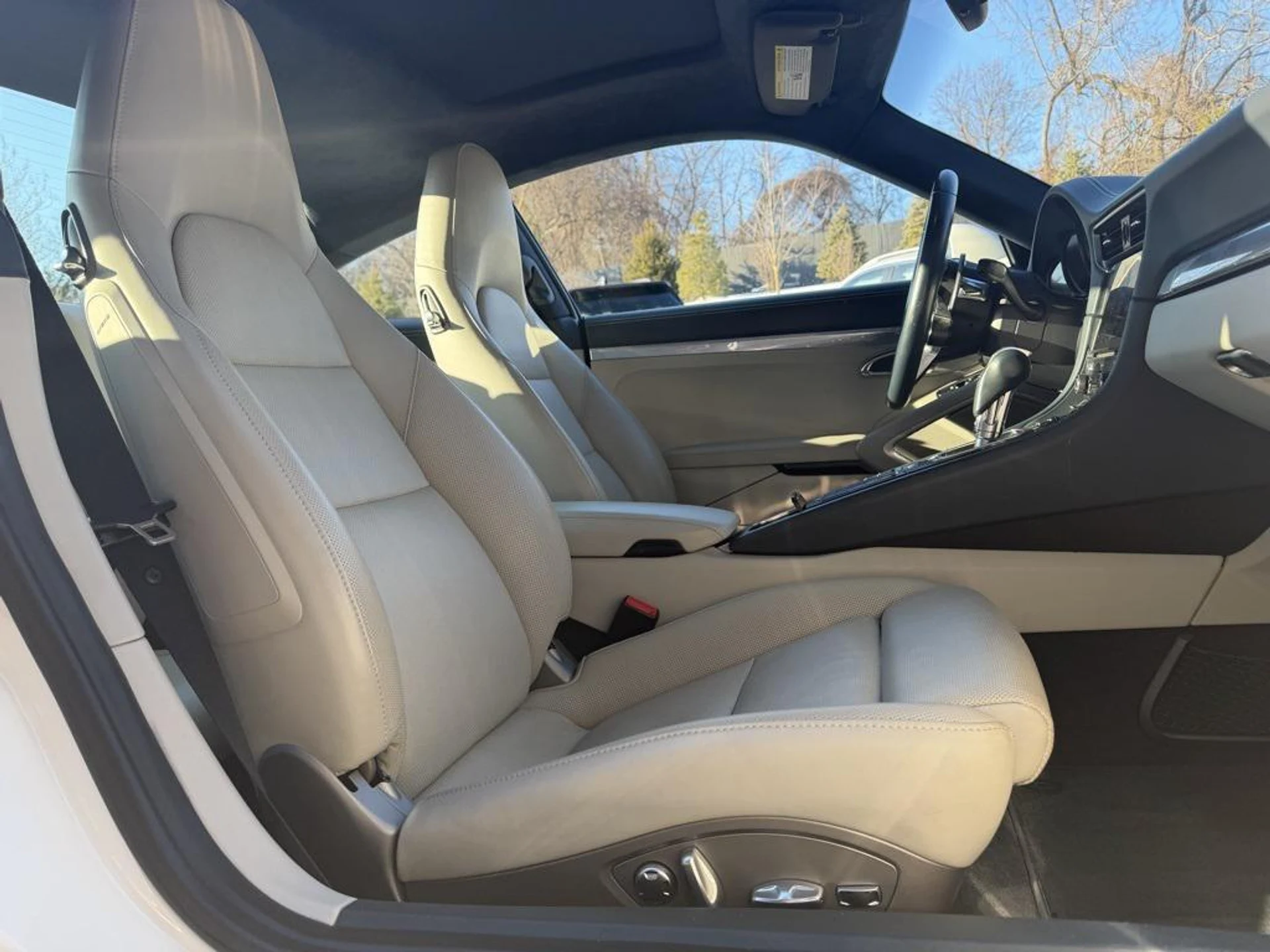 mph020_266078330_n6_R_Tj_G1p_H2_L29v0j_B_Pt_A_Vej76_M_e0d4d5604d