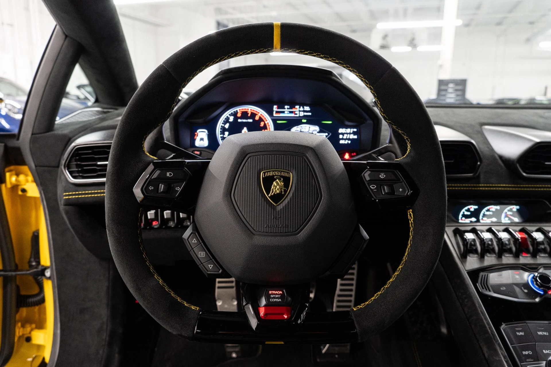 mph020_267102538_Used_2019_Lamborghini_Huracan_LP_640_4_Performante_1764627885_7b08d64846