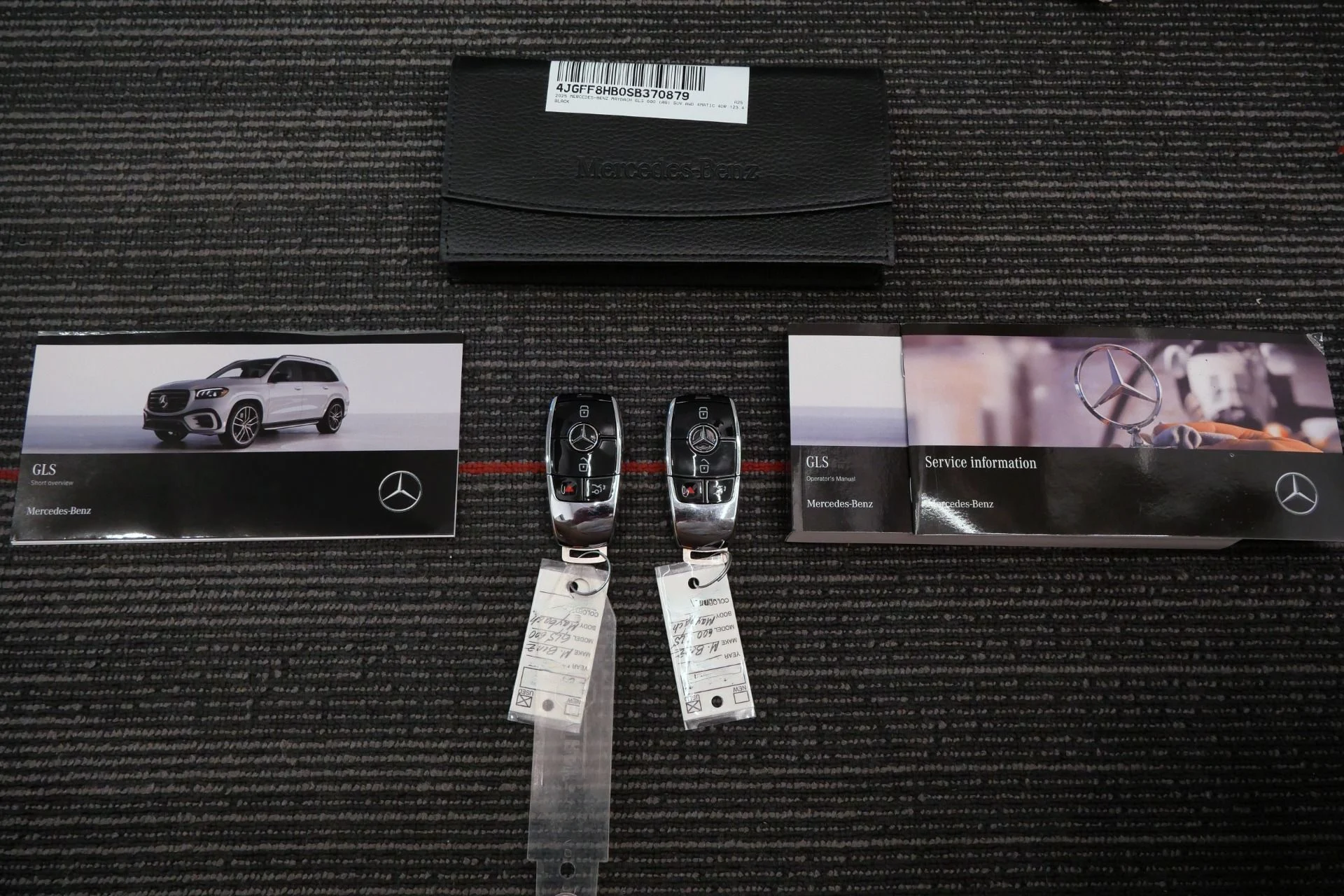 mph020_2685663926_Used_2022_Mercedes_Benz_Maybach_GLS_600_4_MATIC_Beautiful_Colors_Four_Seat_Configuration_Walnut_Trim_1776795080_01f6b90e11