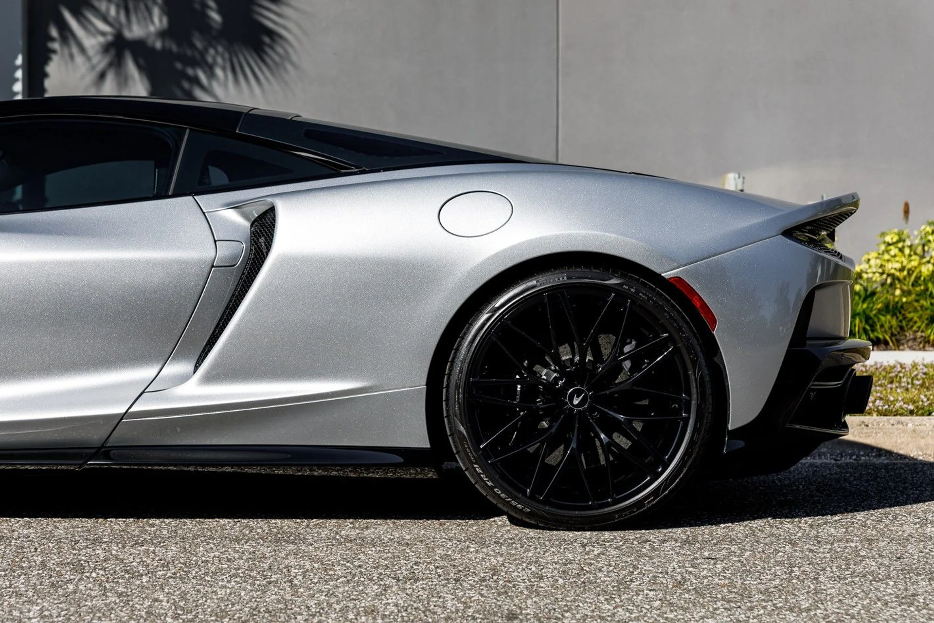 mph020_2688990071_137_p21_l_a2524b6b56