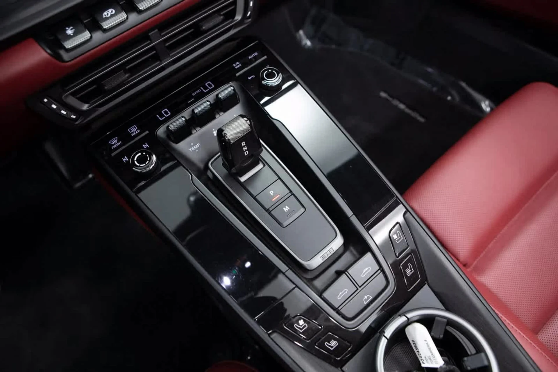 mph020_270182289_b7c7e16469b345419bdd8982fa1a5b34x_a5780ae5e5