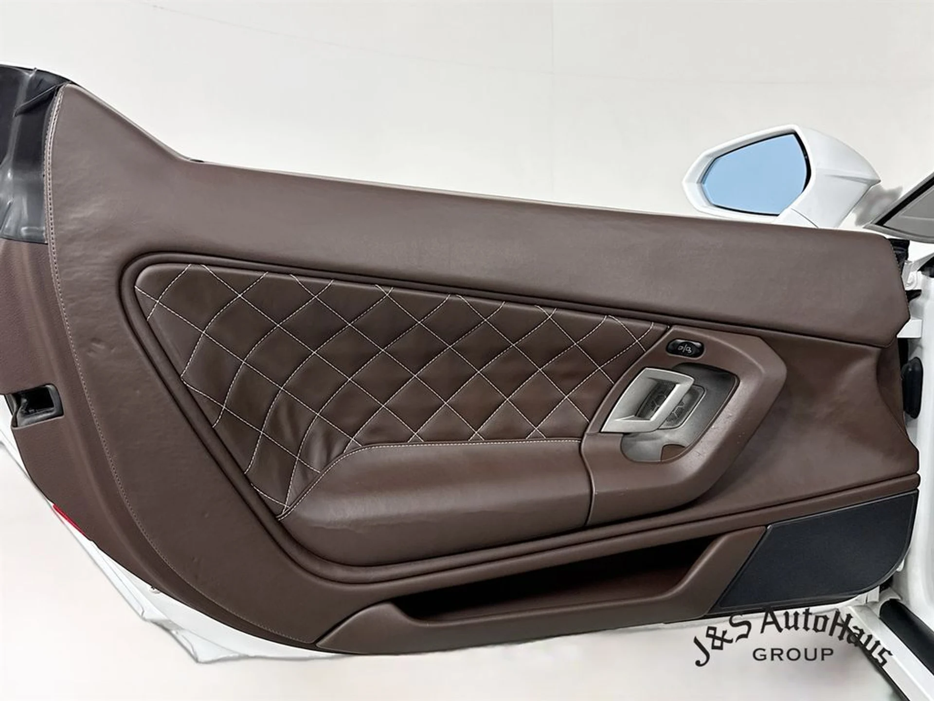 mph020_271157812_iarim2kx49ue1lwkm1235jsjv488_52c12518c9