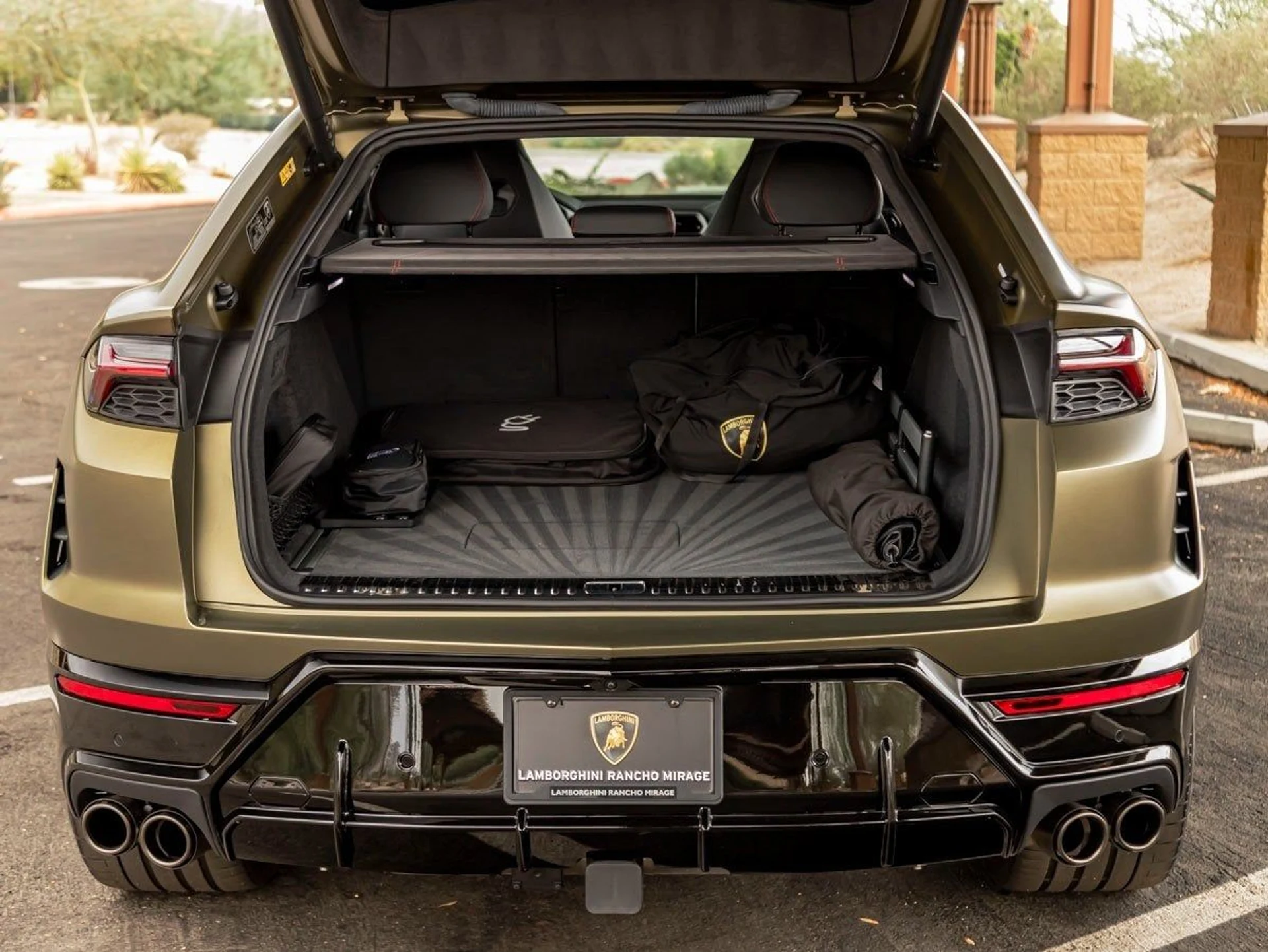 mph020_2712837737_21_6e5496bd93