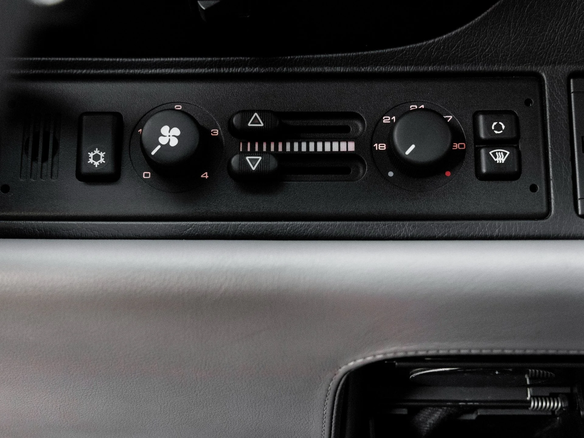 mph020_2713853807_21_3de6d5c1b6