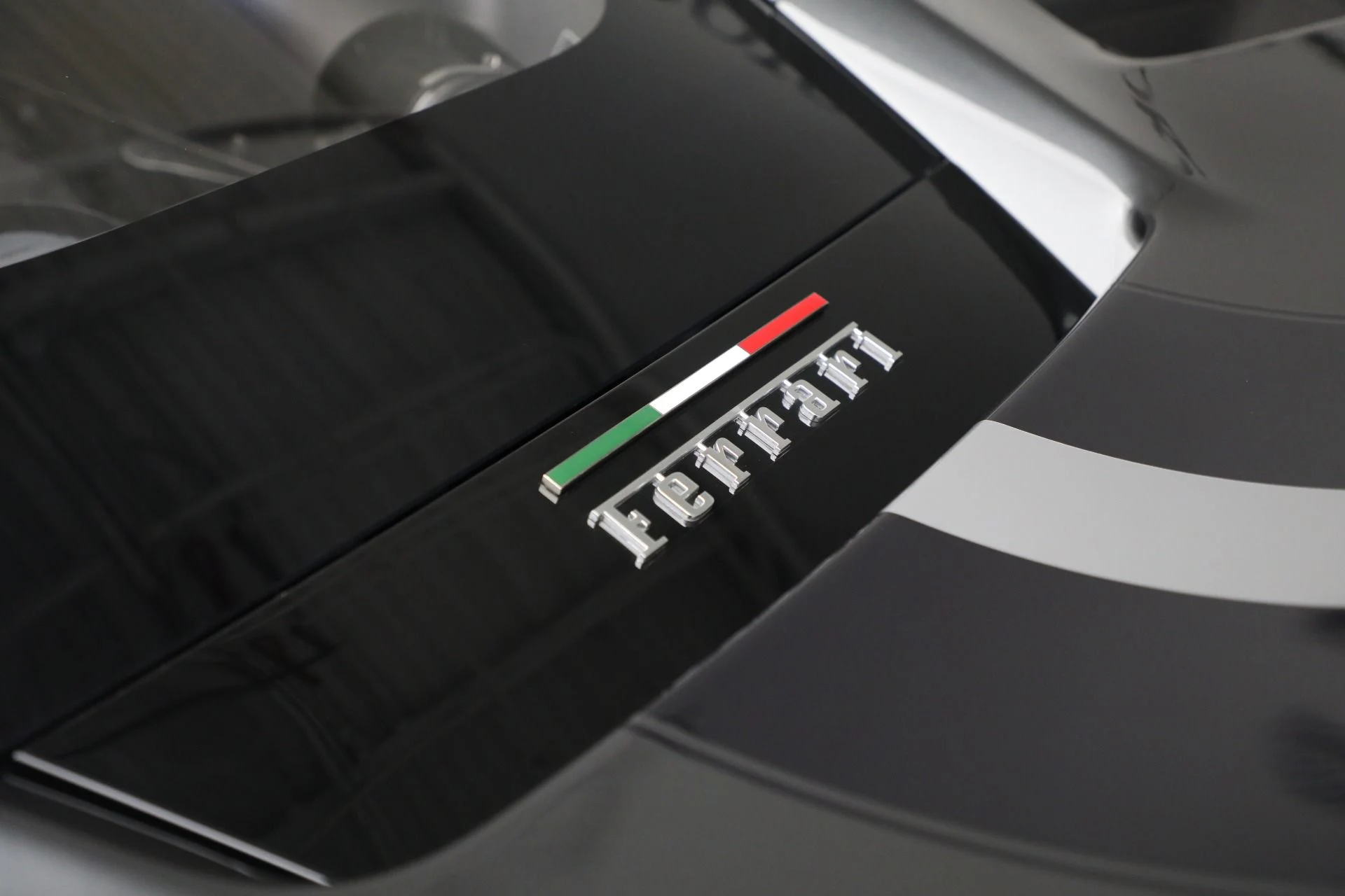 mph020_2718179292_Used_2020_Ferrari_488_Pista_12f0f81200