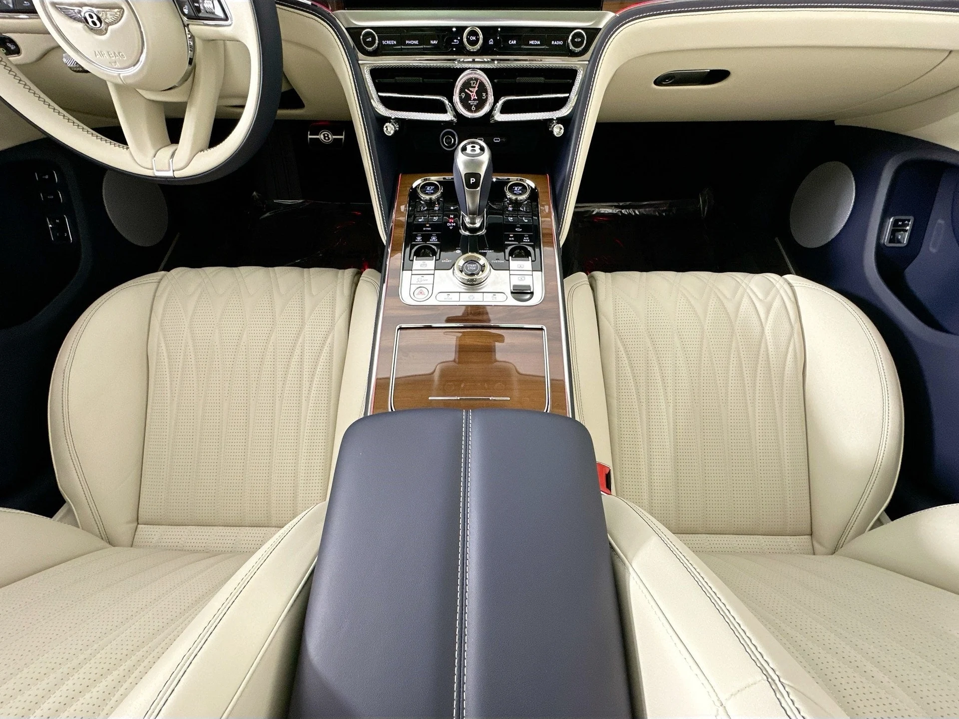 mph020_2722544986_21_e9974cf772