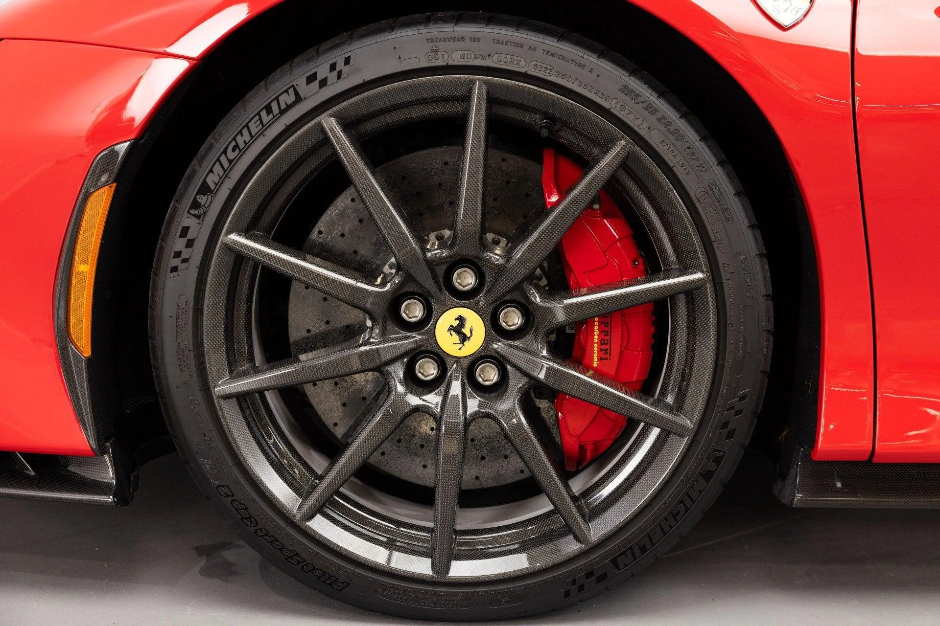 mph020_2728807613_Used_2022_Ferrari_SF_90_Spider_1788255957_5ed9de108e