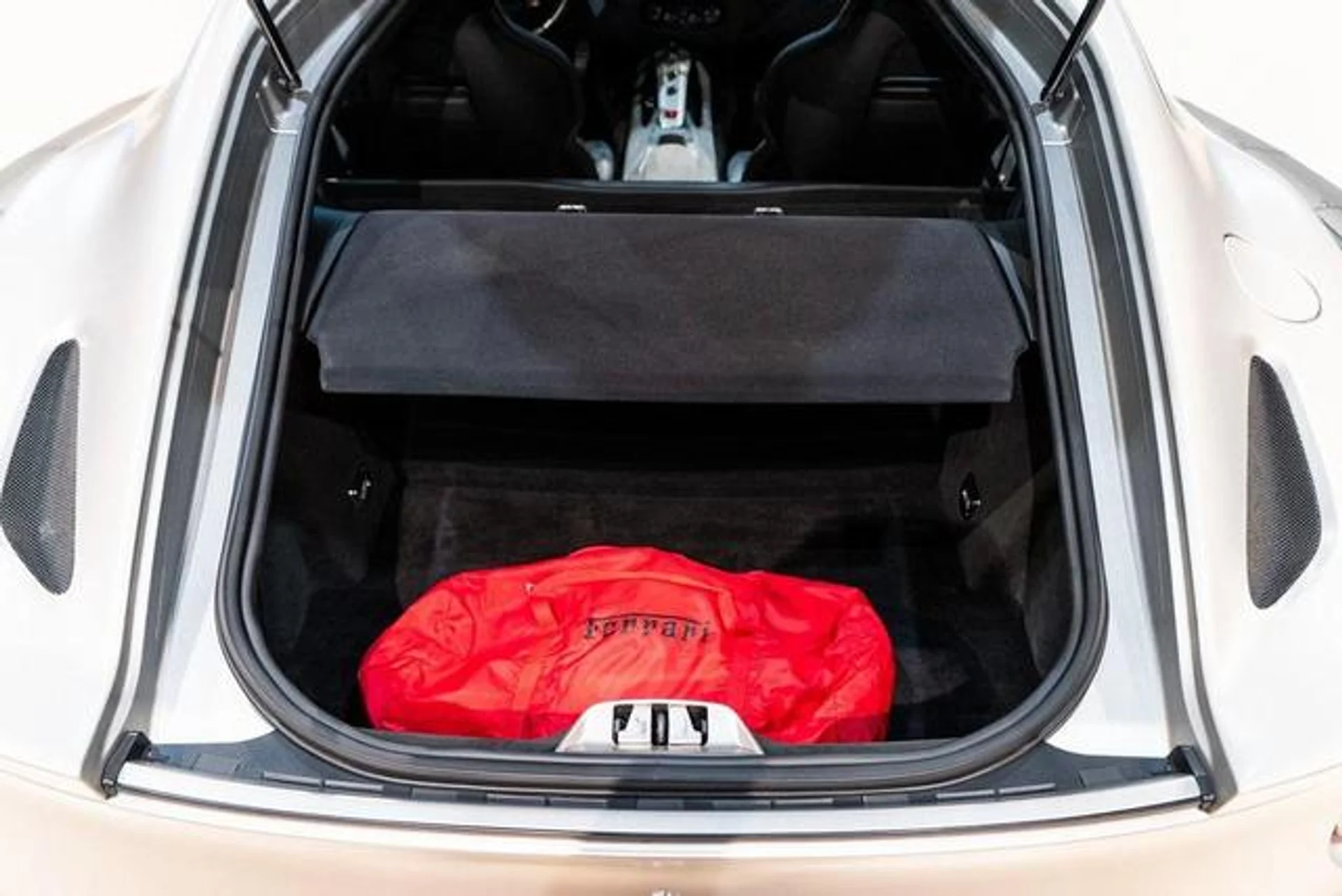 mph020_2728912424_be_Vh8_EUT_9_Enispj_U3_A2p13_Tow_cf6d21c36e