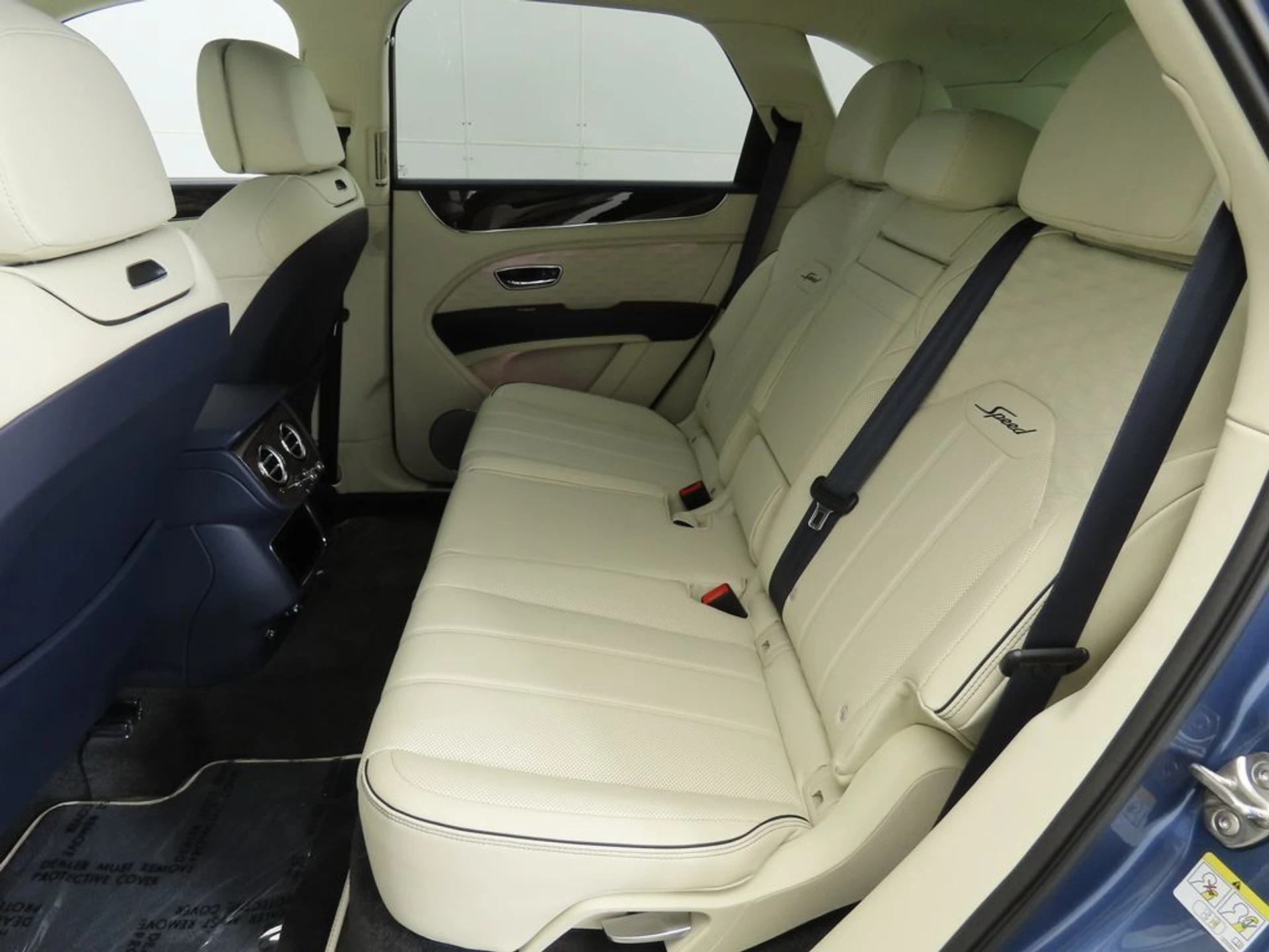 mph020_2729209039_new_2026_bentley_bentayga_8119_22957668_21_1024_f30e24b662