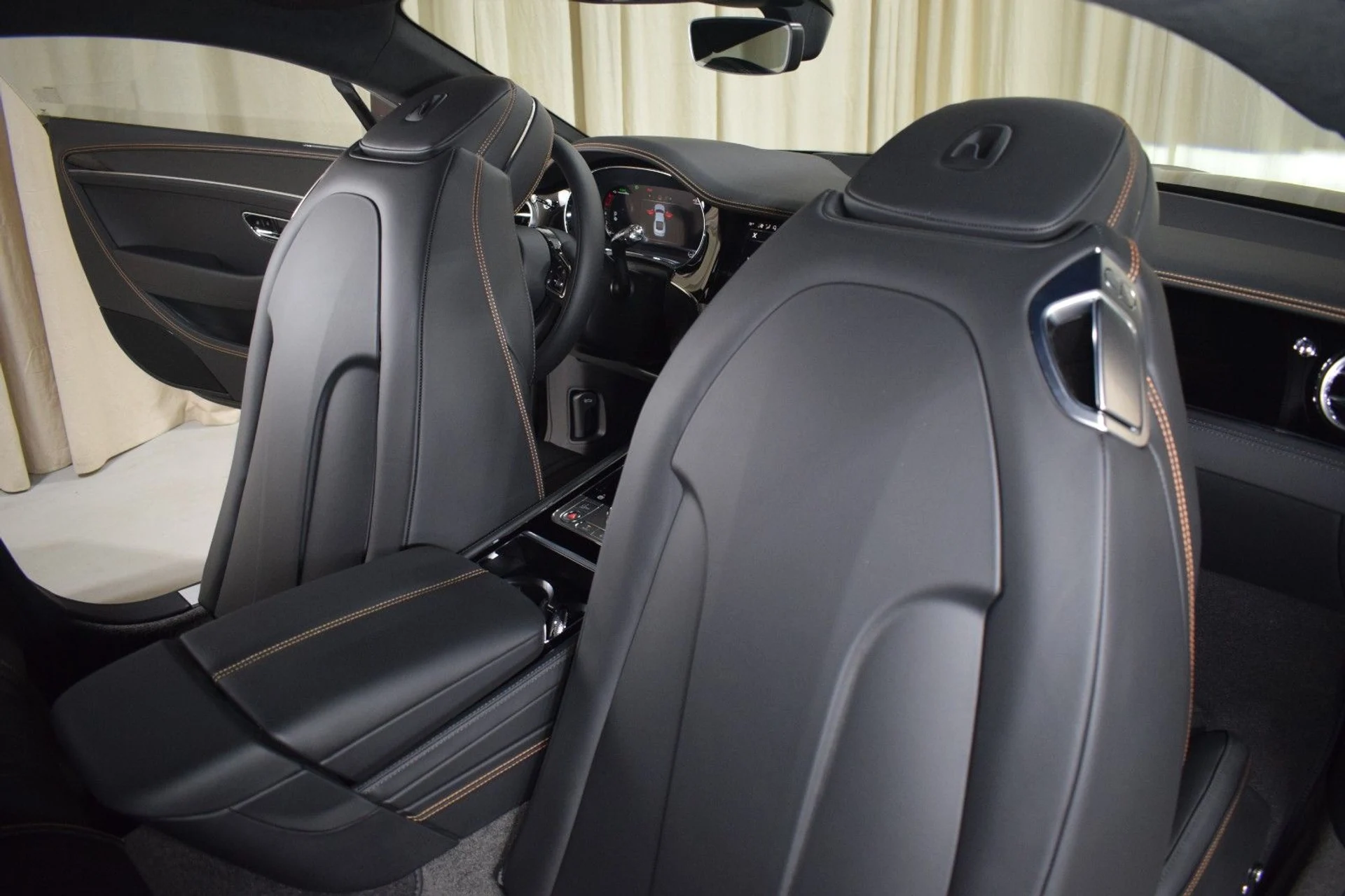 mph020_2733668846_90ea6b328d684936a5f1e65565df1a9fx_beb460f955