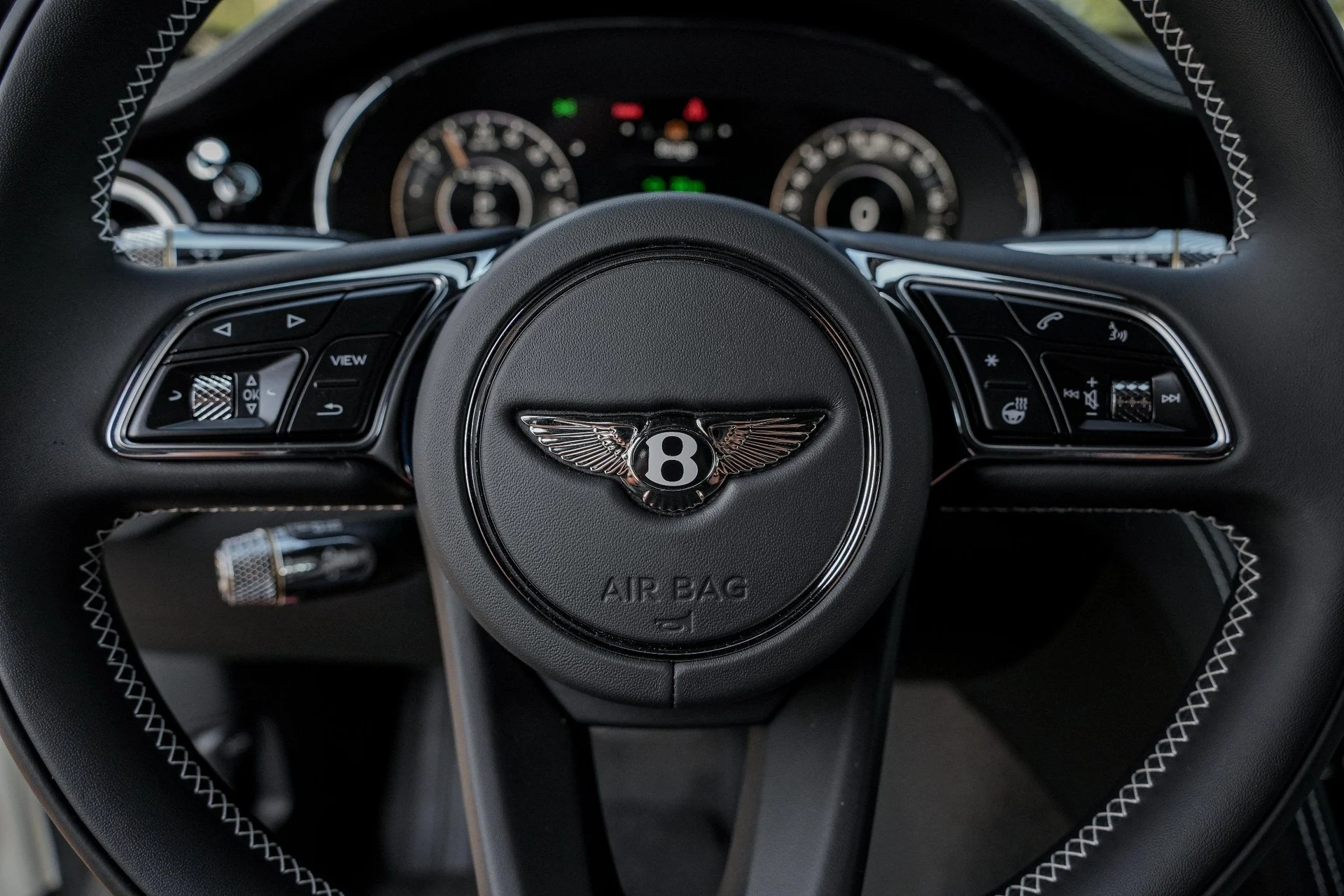 mph020_2755489294_Hi_Tech_Luxury_Imports_LLC_SCBBP_6_ZG_7_TC_024549_image_20_c920f360b7