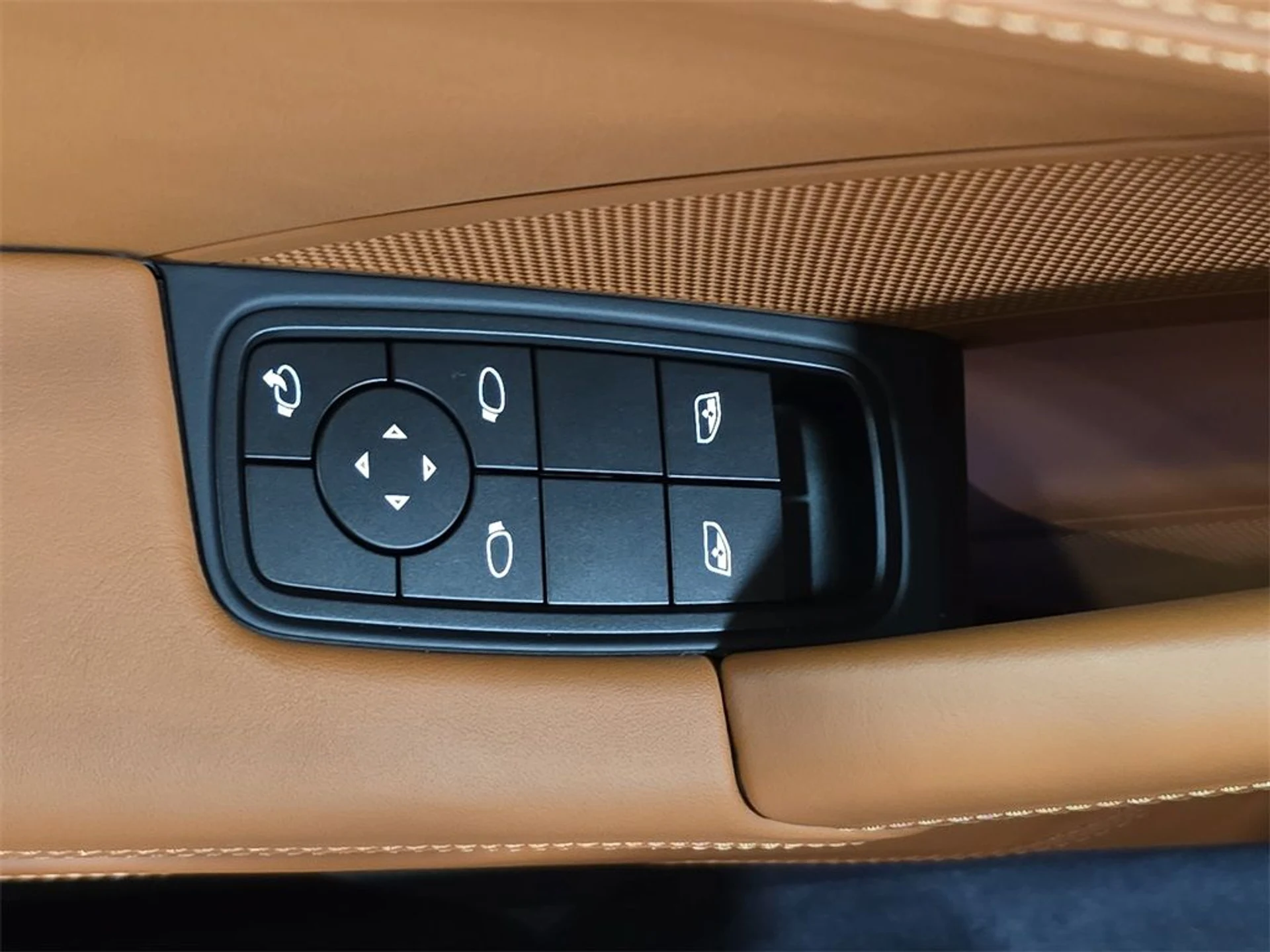 mph020_2755684549_e3b00b9f5986067522cfc88c75a41269_ea1ab89faa