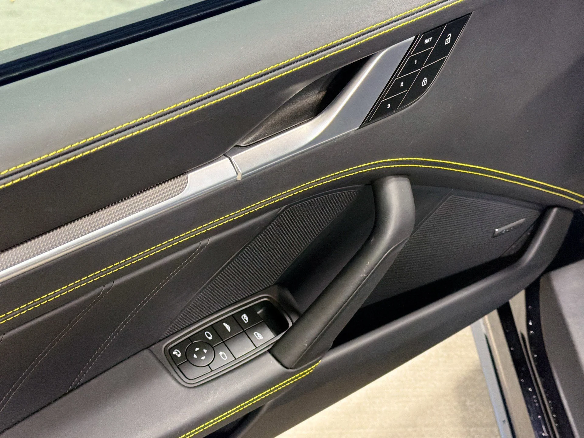 mph020_2757014359_0c39e7f3519ed97d9b7515908c435413_6827b0a7c1