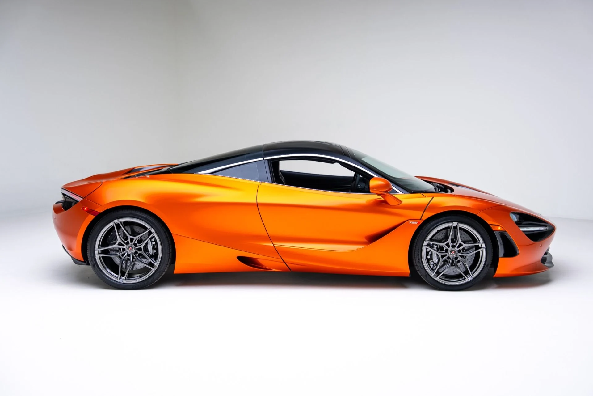 mph020_2757454464_Used_2018_Mc_Laren_720_S_Performance_1769552017_9507bdc480