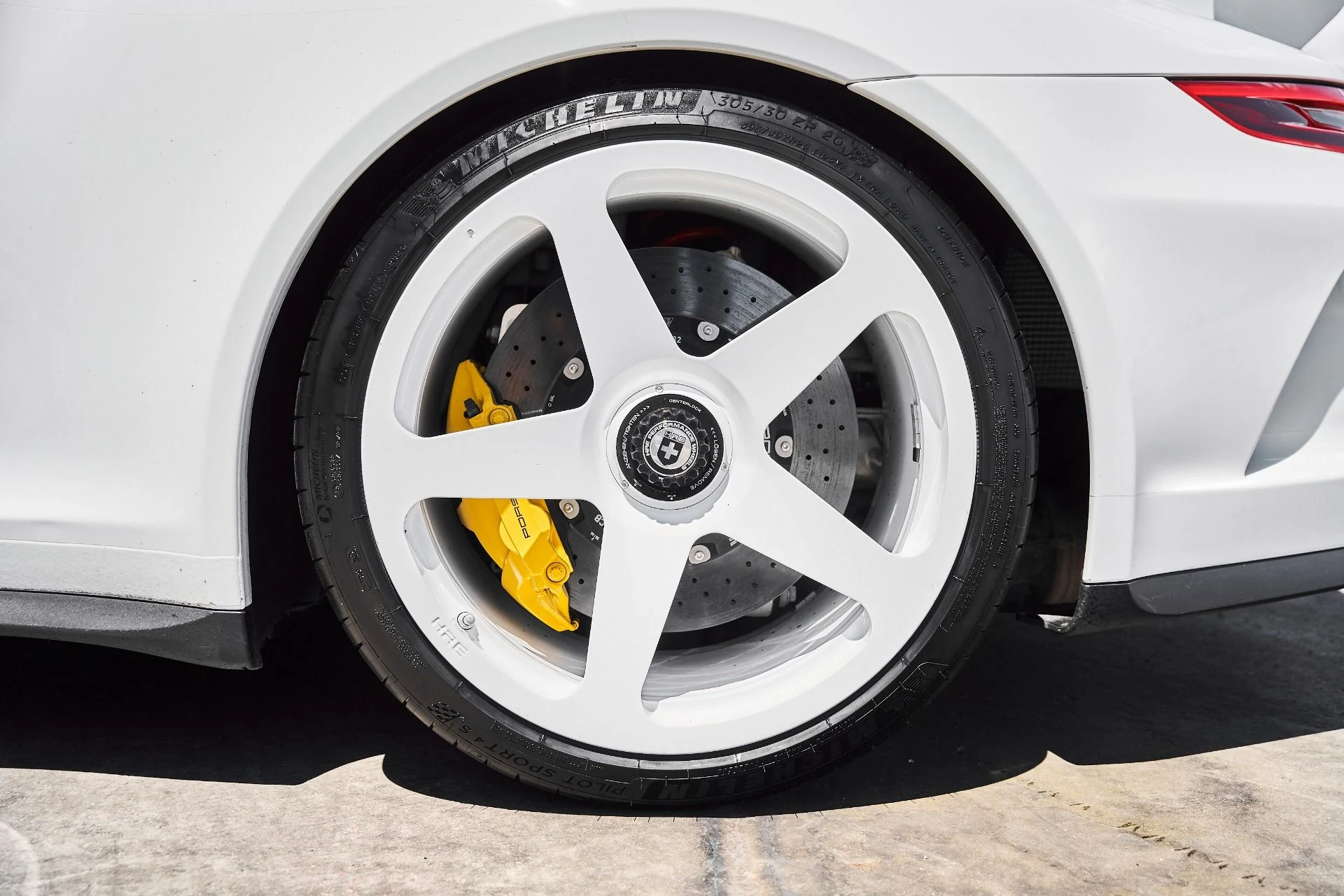 mph020_2758636579_Used_2018_Porsche_911_GT_3_1777749552_75333b81df