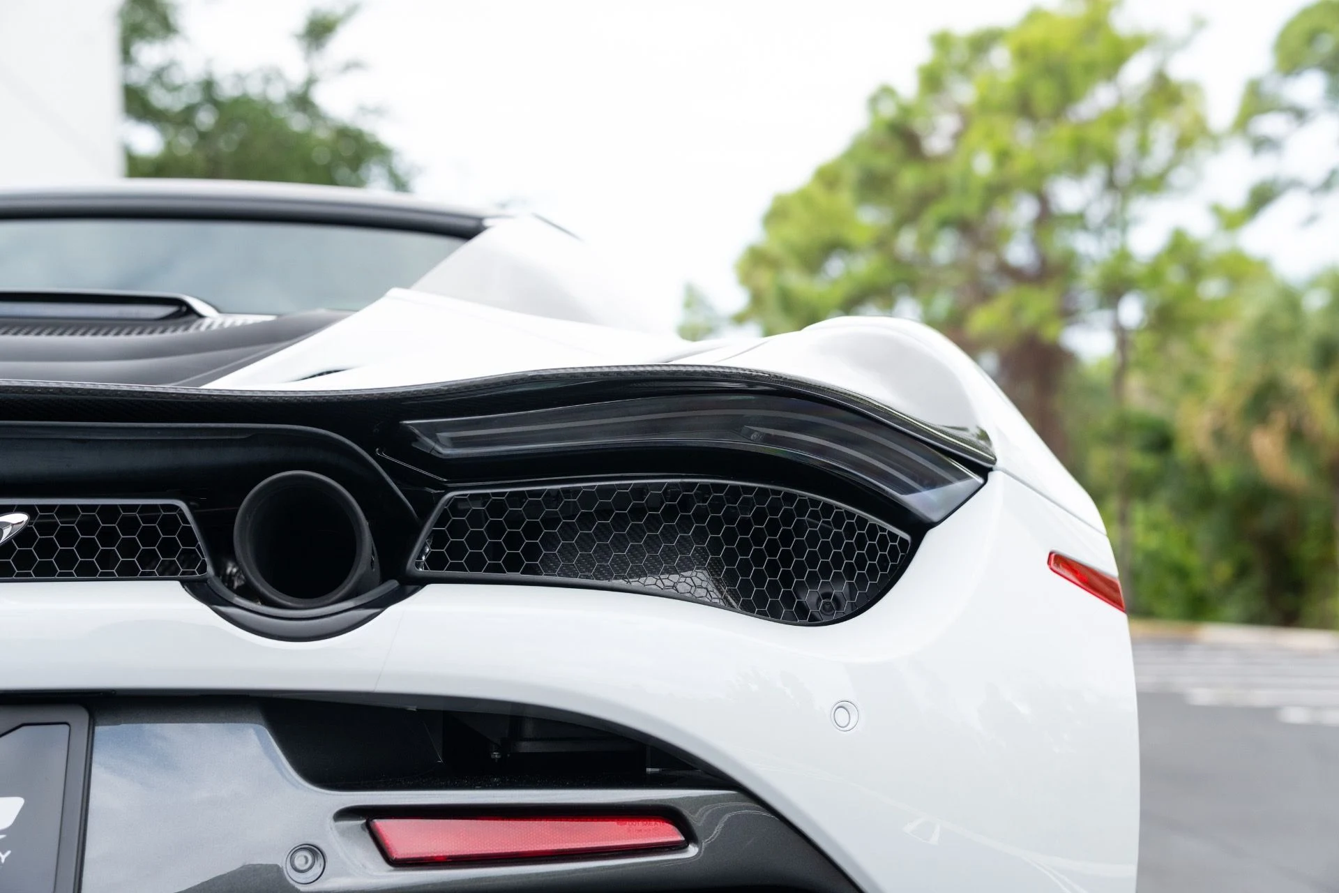 mph020_2764760160_Used_2022_Mc_Laren_720_S_Spider_Performance_1776703279_ab20ef24b8