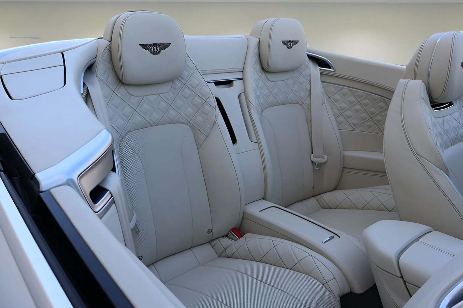 mph020_2770885183_21_2c387b405f