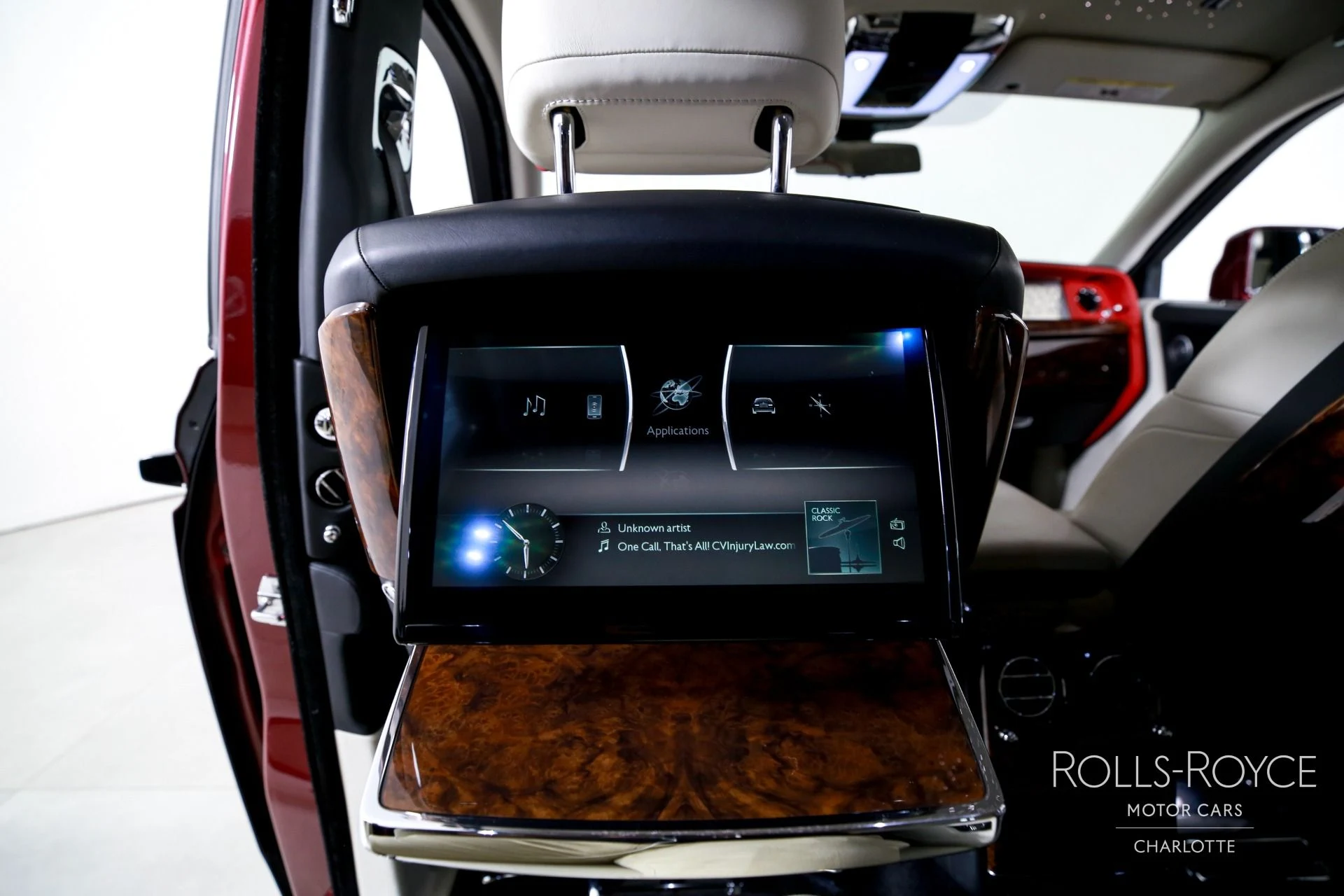 mph020_2774062568_Used_2019_Rolls_Royce_Phantom_1760804131_447e1296c4