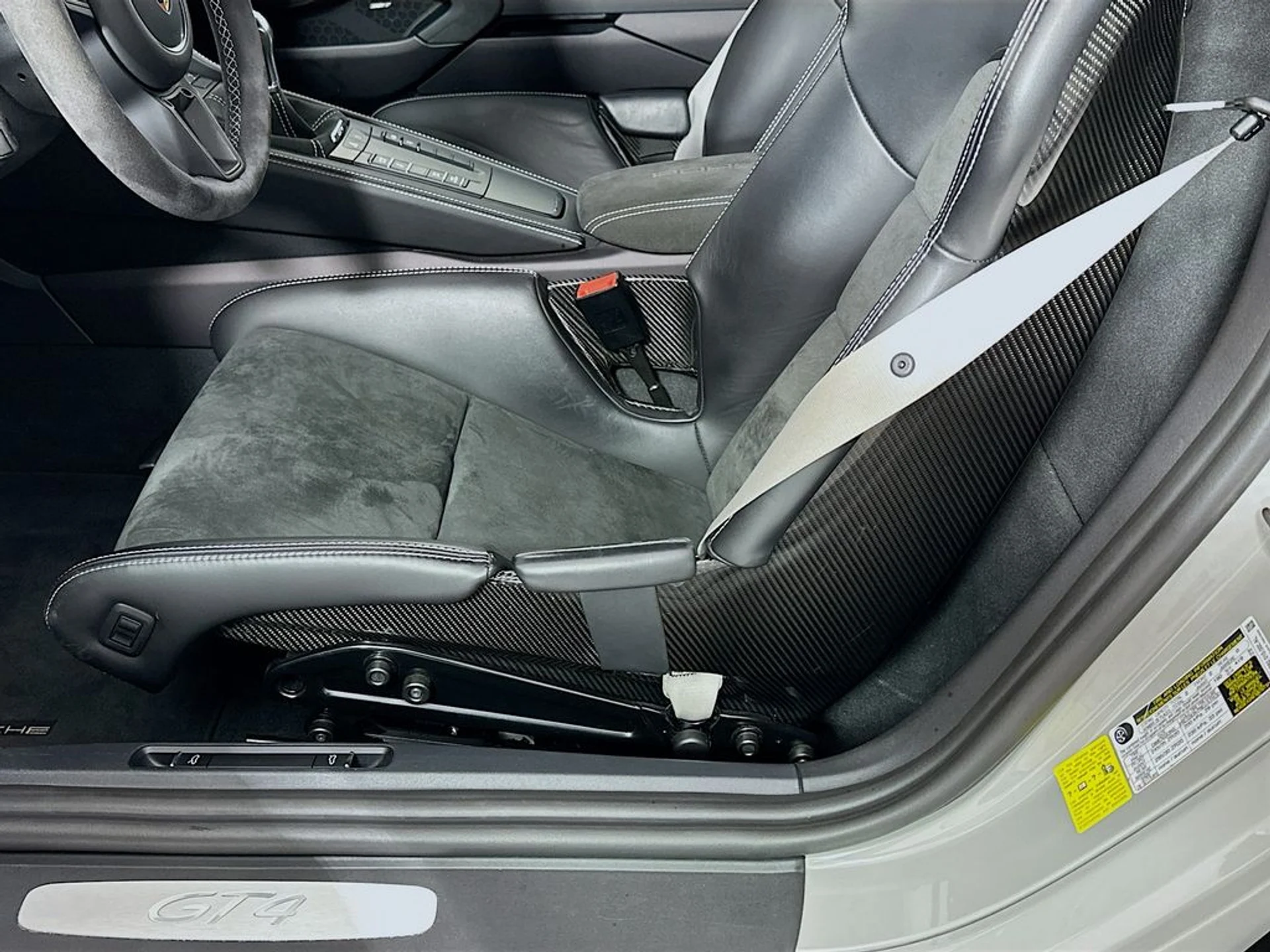 mph020_2776359998_3b38cd18007caf5bace38f509f466d60x_510c108b97