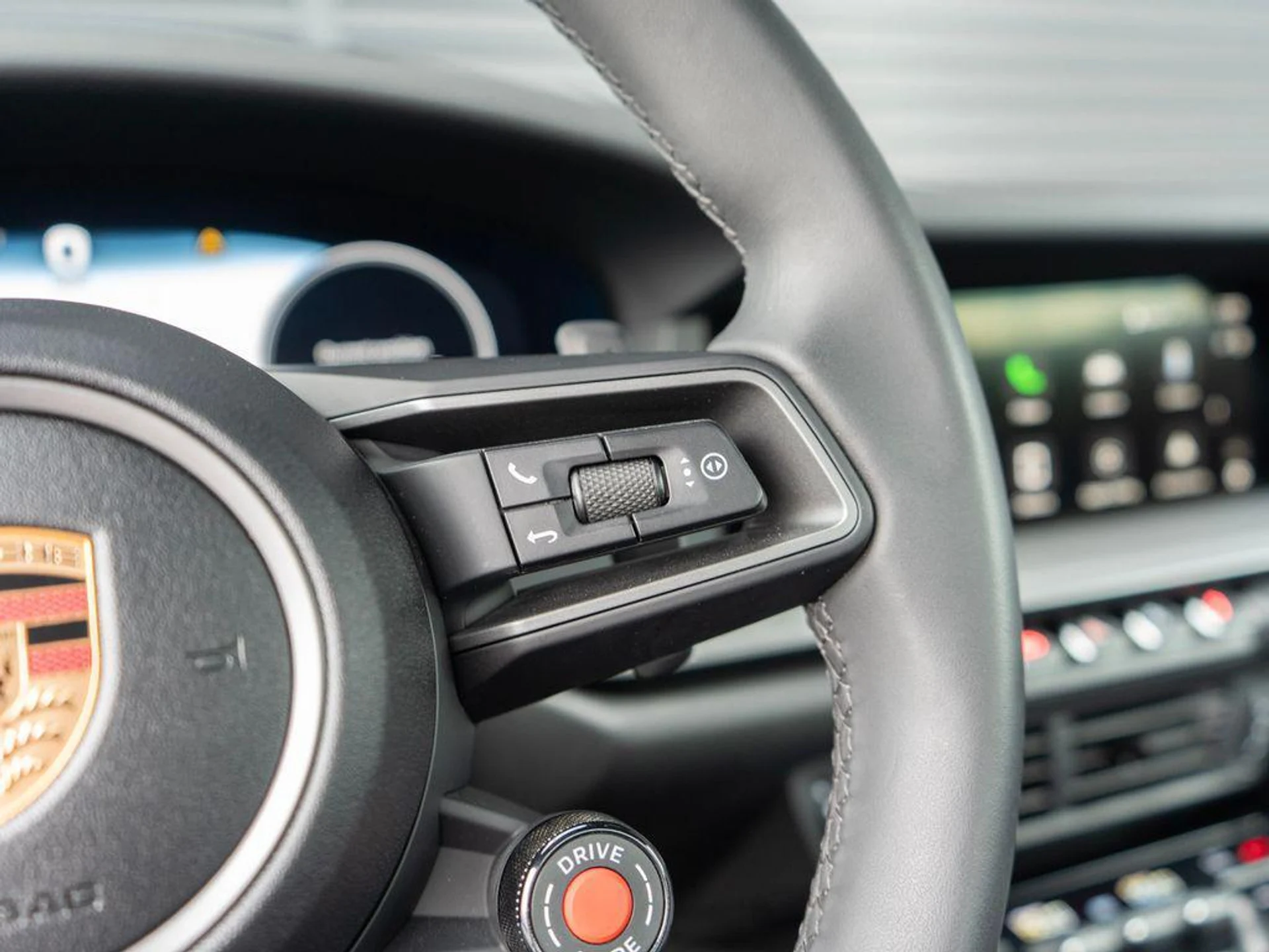 mph020_2776844522_w_Qk_ua3_Q9_N_Lo_Ooyka_DYQQ_Tv_Ws0_c5856a161d