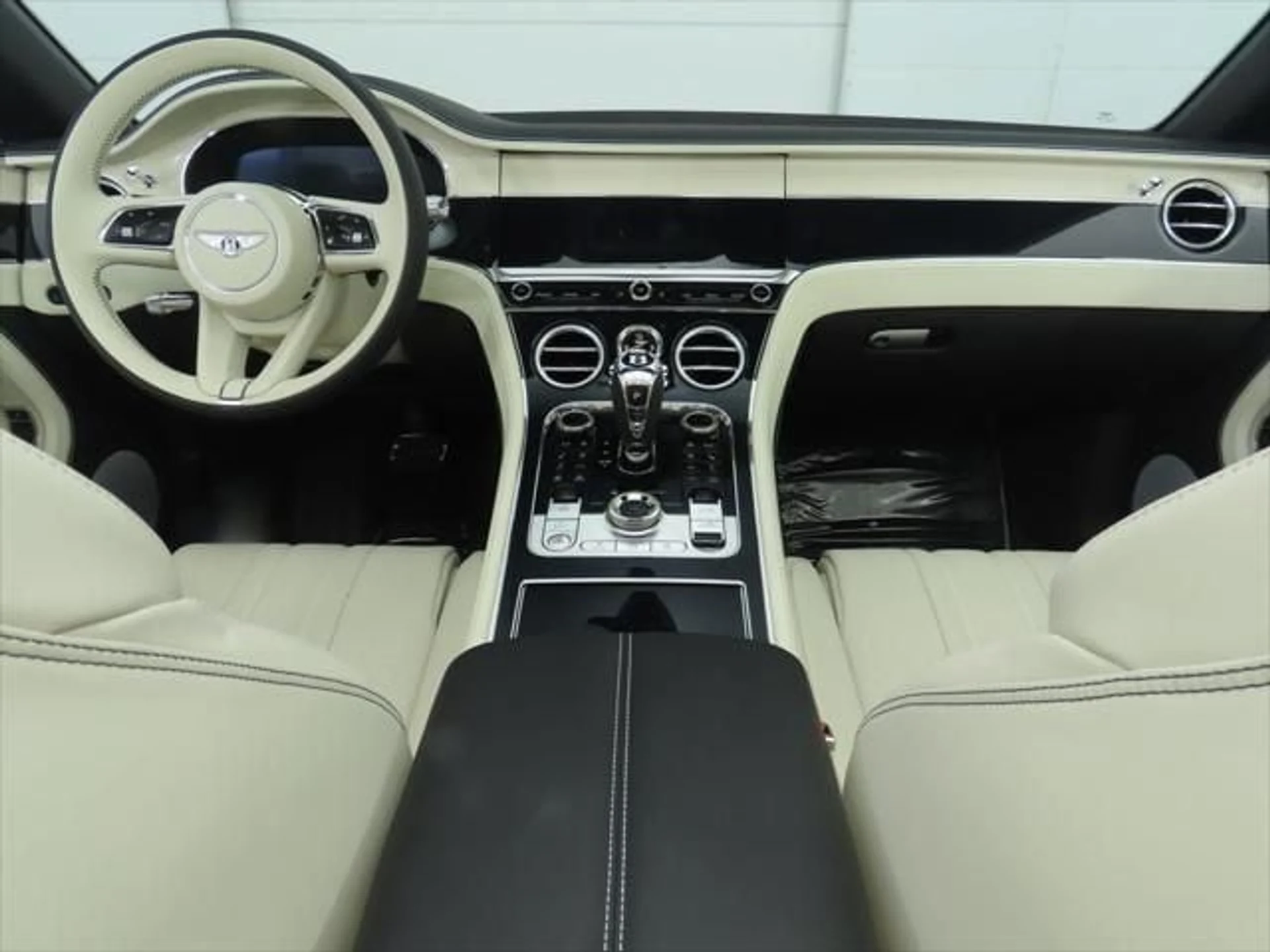 mph020_2778205580_used_2025_bentley_continental_gtblackeditionconvertible_8119_23011580_21_640_cfbe099805