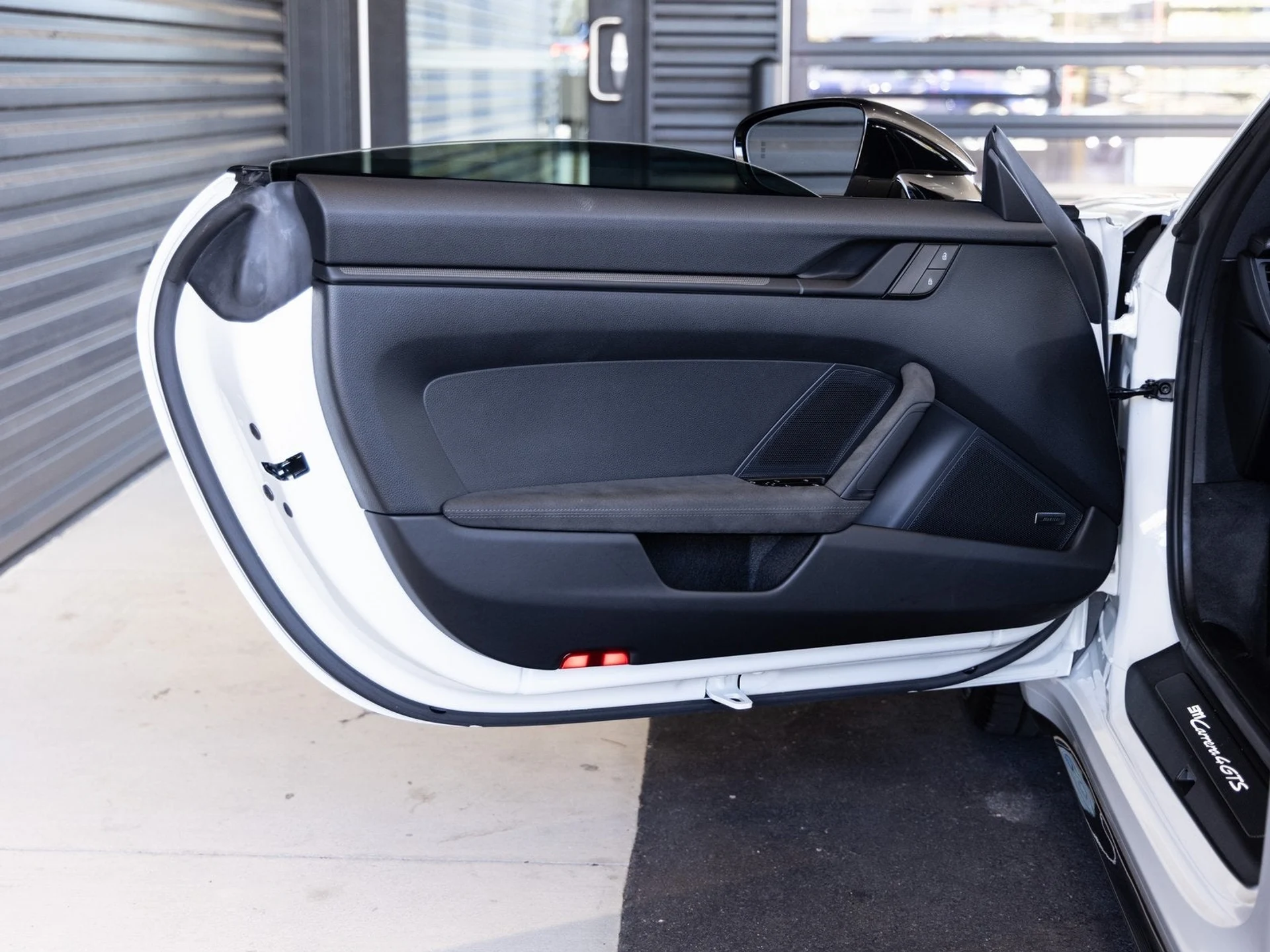 mph020_2787731545_21_5c1f2a258c