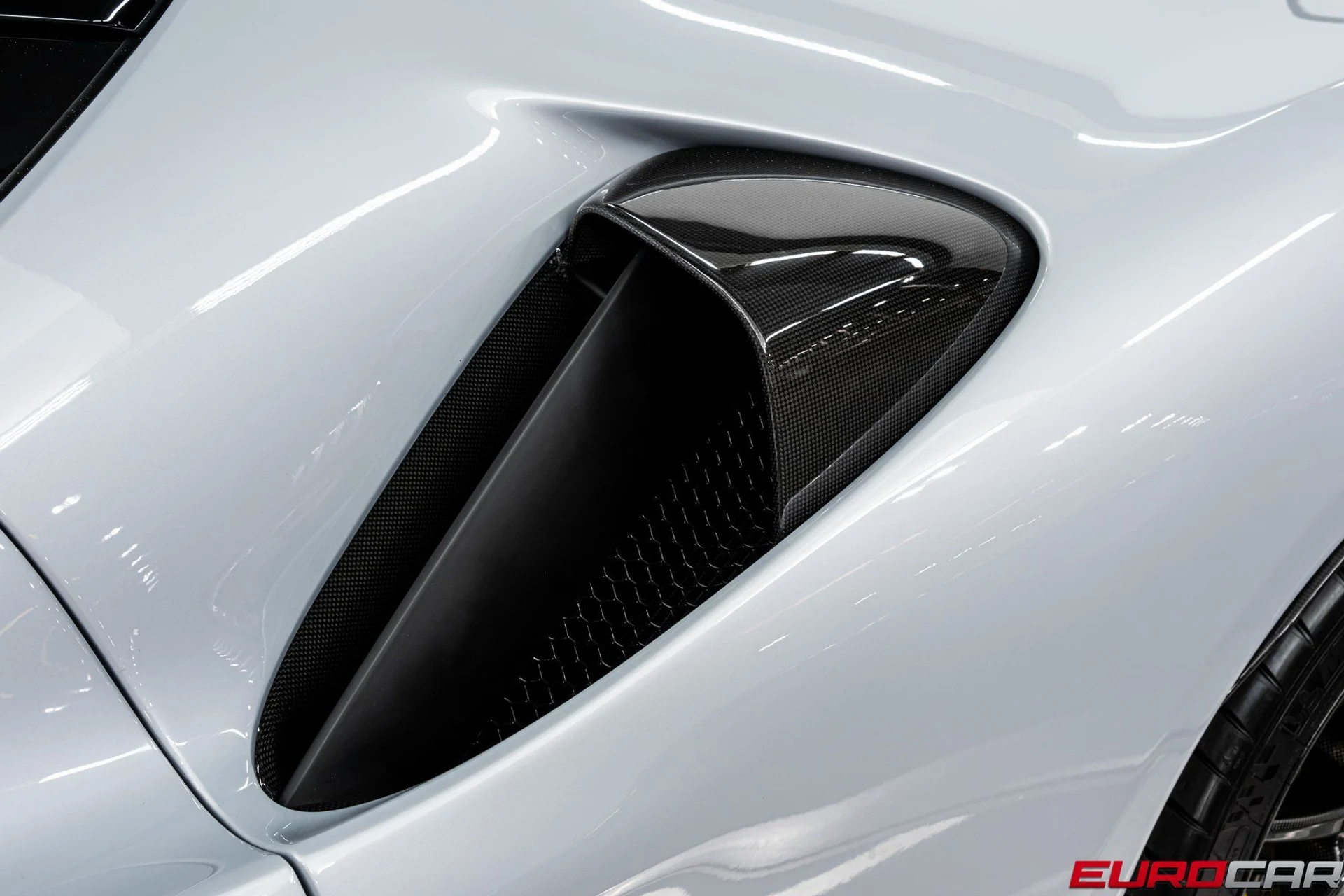 mph020_279016413_98e3cf01_0406_4e3b_9661_fcd45dd70098_9055872b87