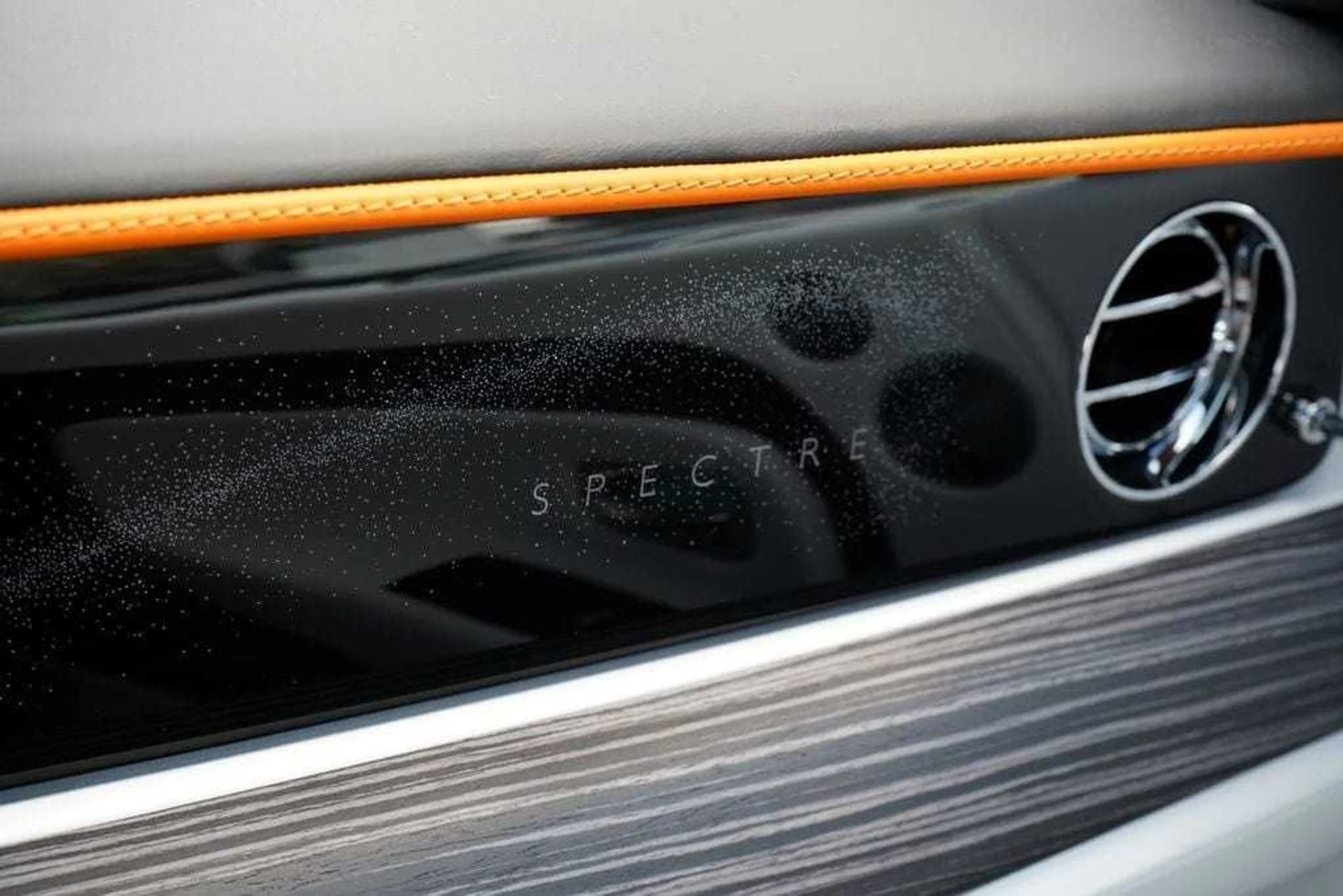 mph020_2802088402_4x6fv43pyv49gy76zlcyh7s8ltj2_ffd2015556