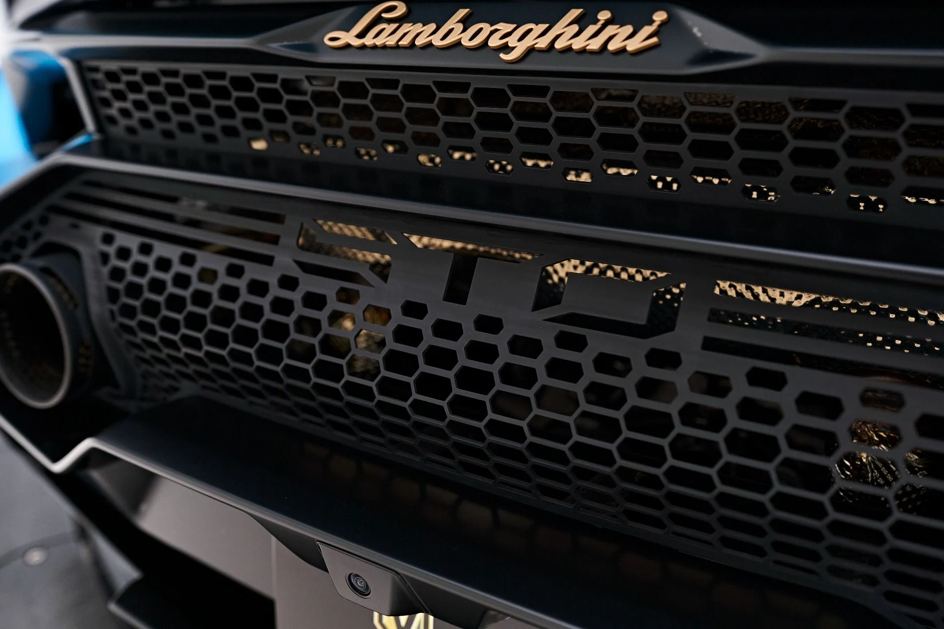 mph020_2805131352_Used_2022_Lamborghini_Huracan_STO_Base_1732754503_4e19fc126b