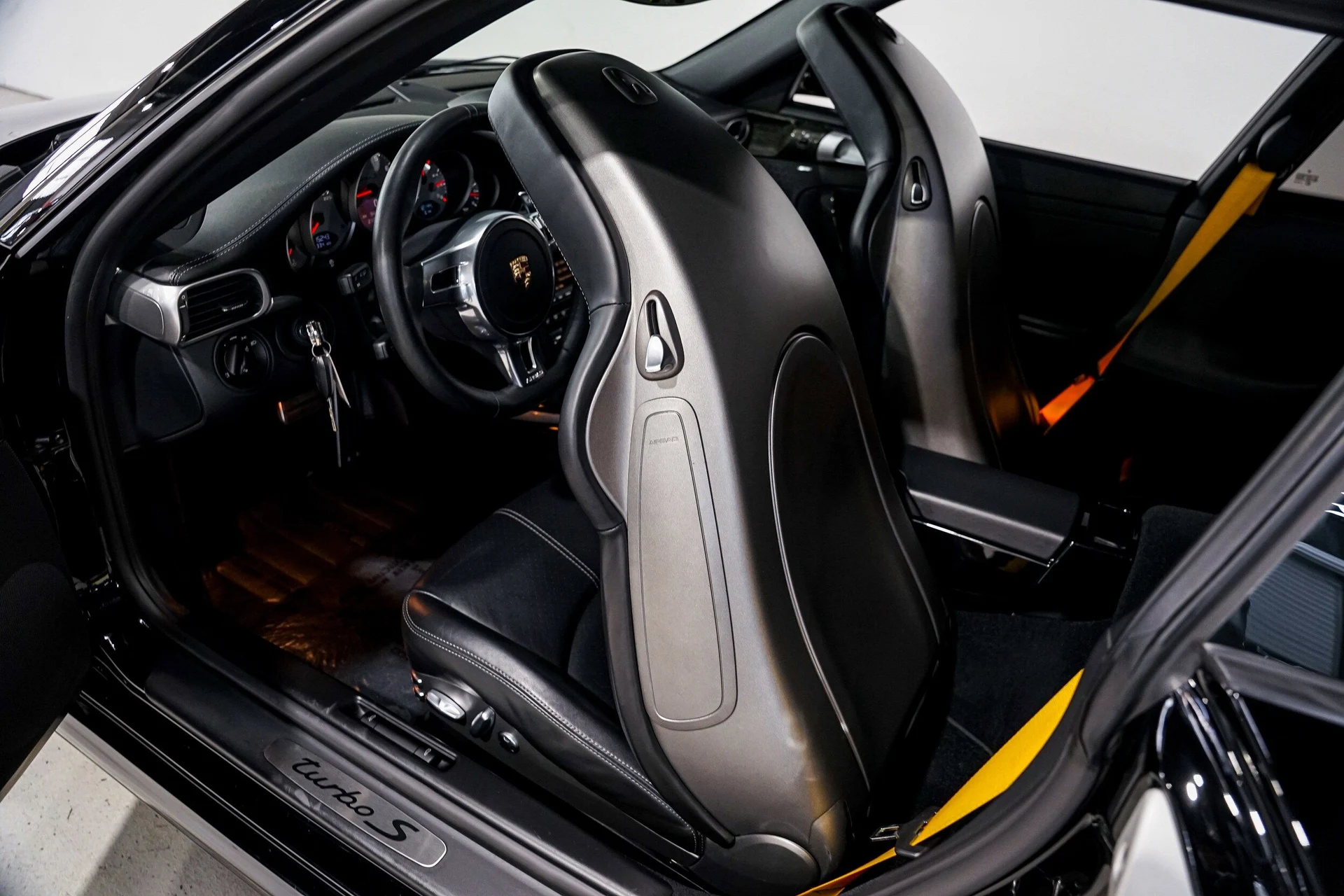 mph020_2807464355_cd59373a33eadb14a48683069c6ef130x_e2838dbb81