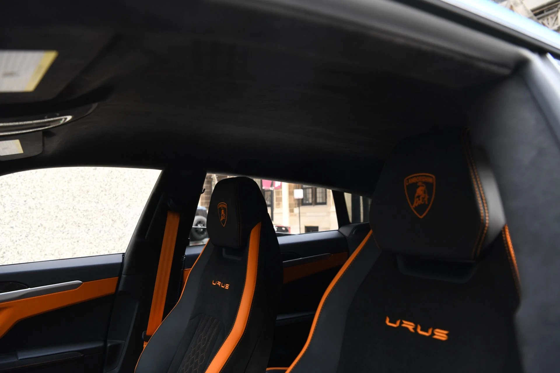 mph020_2809142940_Used_2024_Lamborghini_Urus_S_1739051120_e8837d08e3