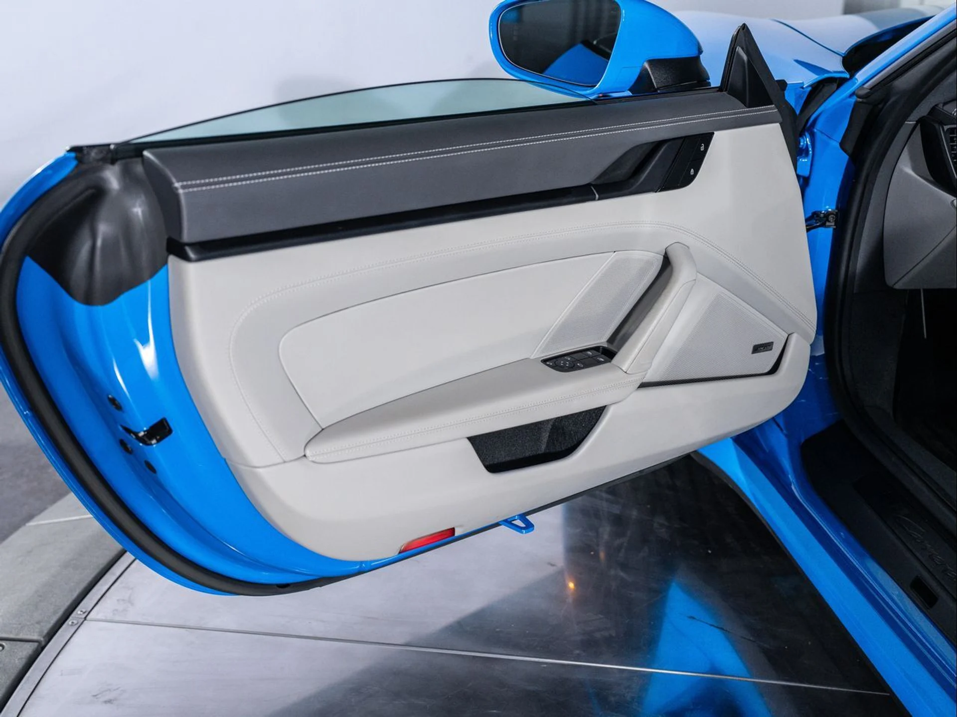 mph020_281542601_3bff53c34aad9fc4bc6cf638f29ac2ef_aa40fa34df