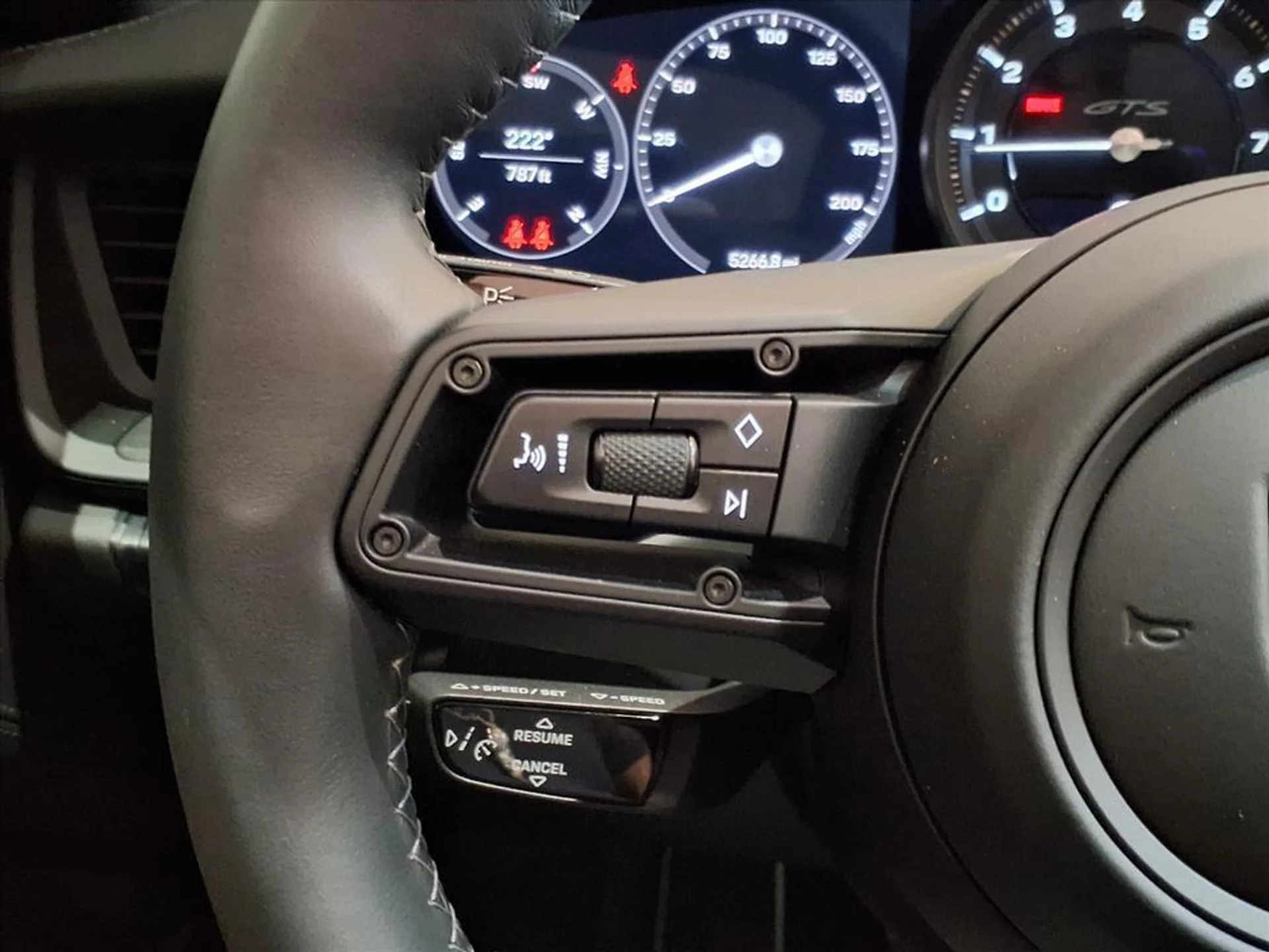 mph020_2822369243_789e0c7d9f5d7b23884eccc82a9bd780_2984c3df98