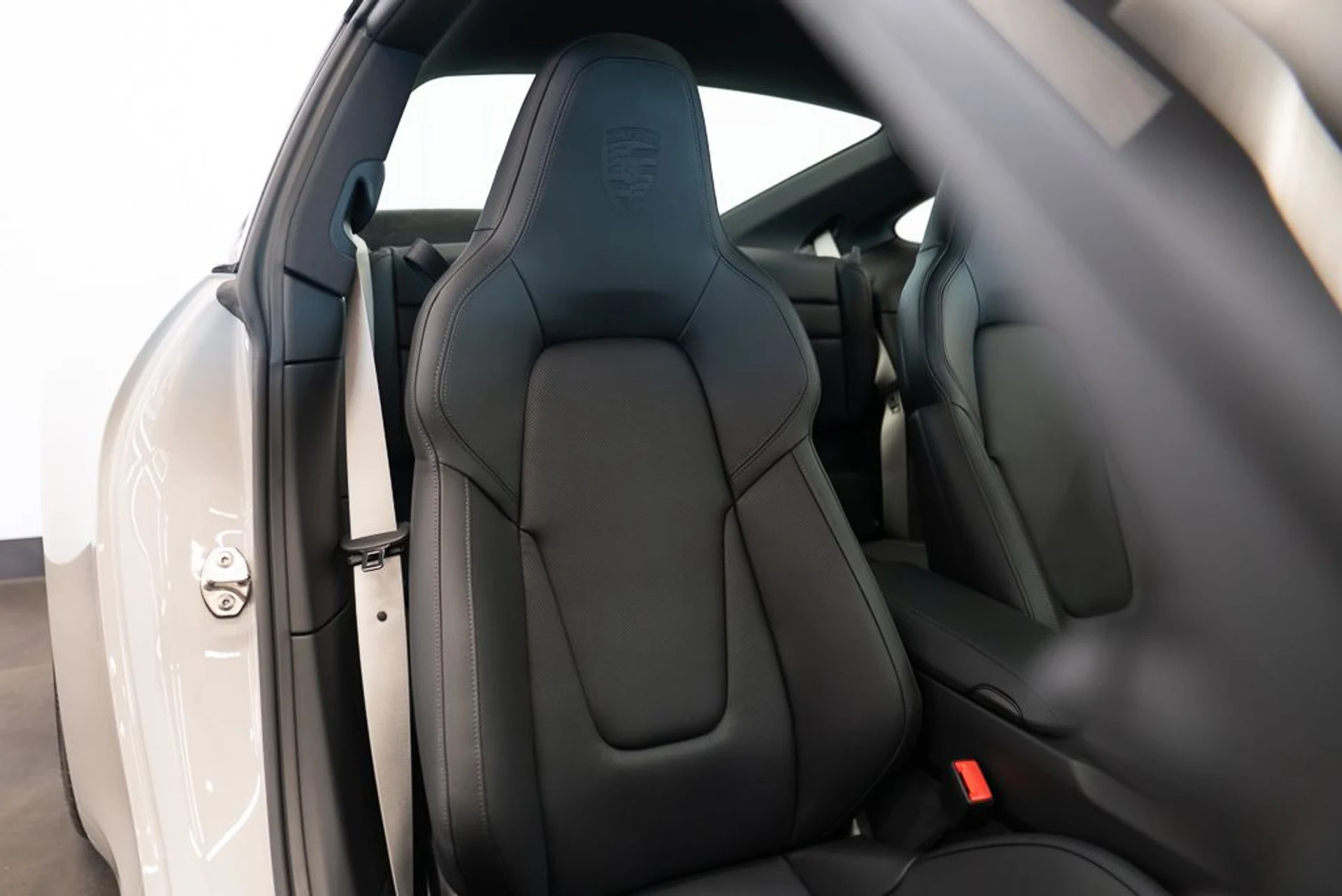 mph020_2825037218_porsche_911_2026_jpg_v_1773863537_19ac6b8a26