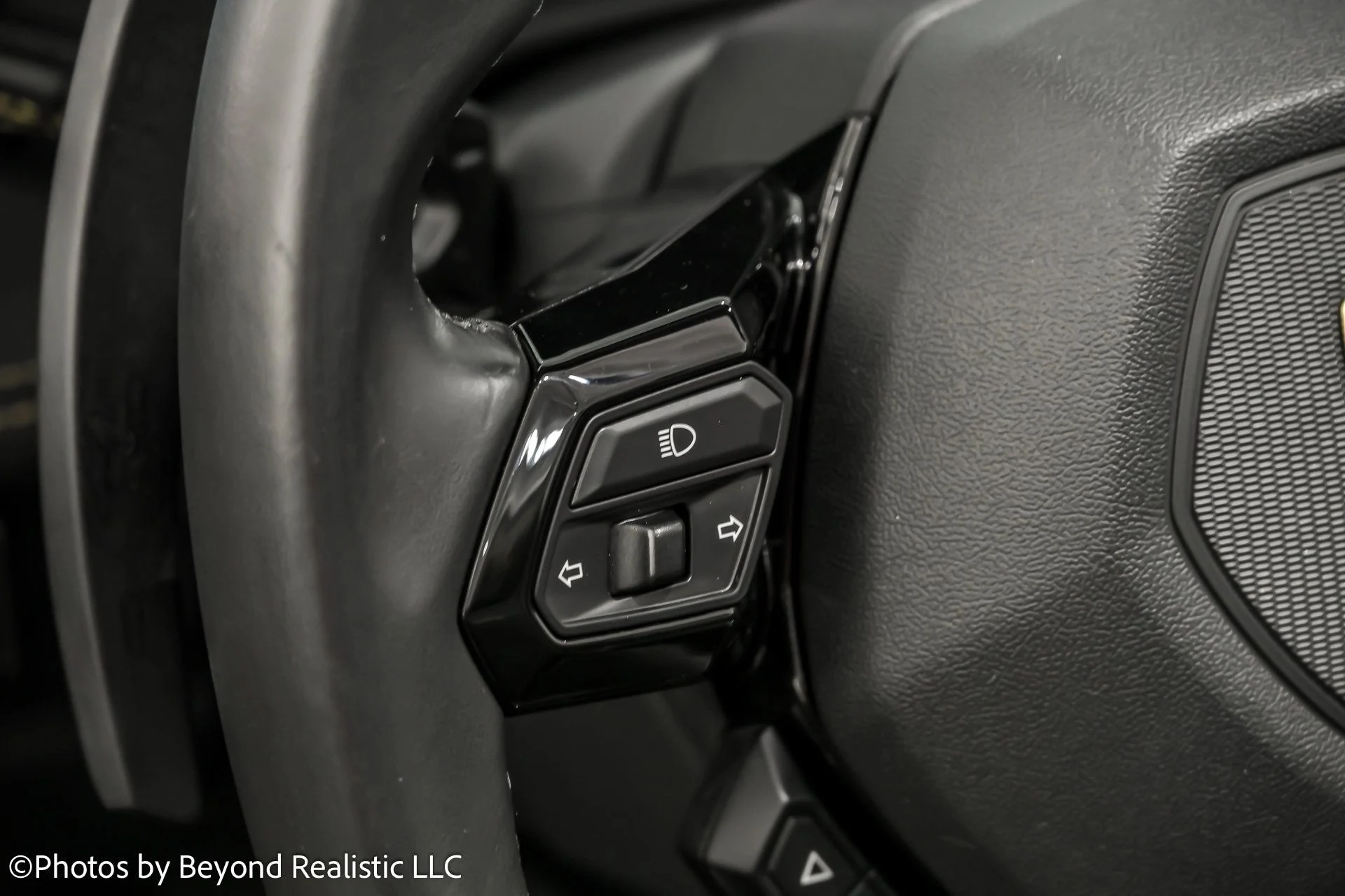 mph020_2833289238_0de4821994c62062bef8a07641c85865x_58709a6491