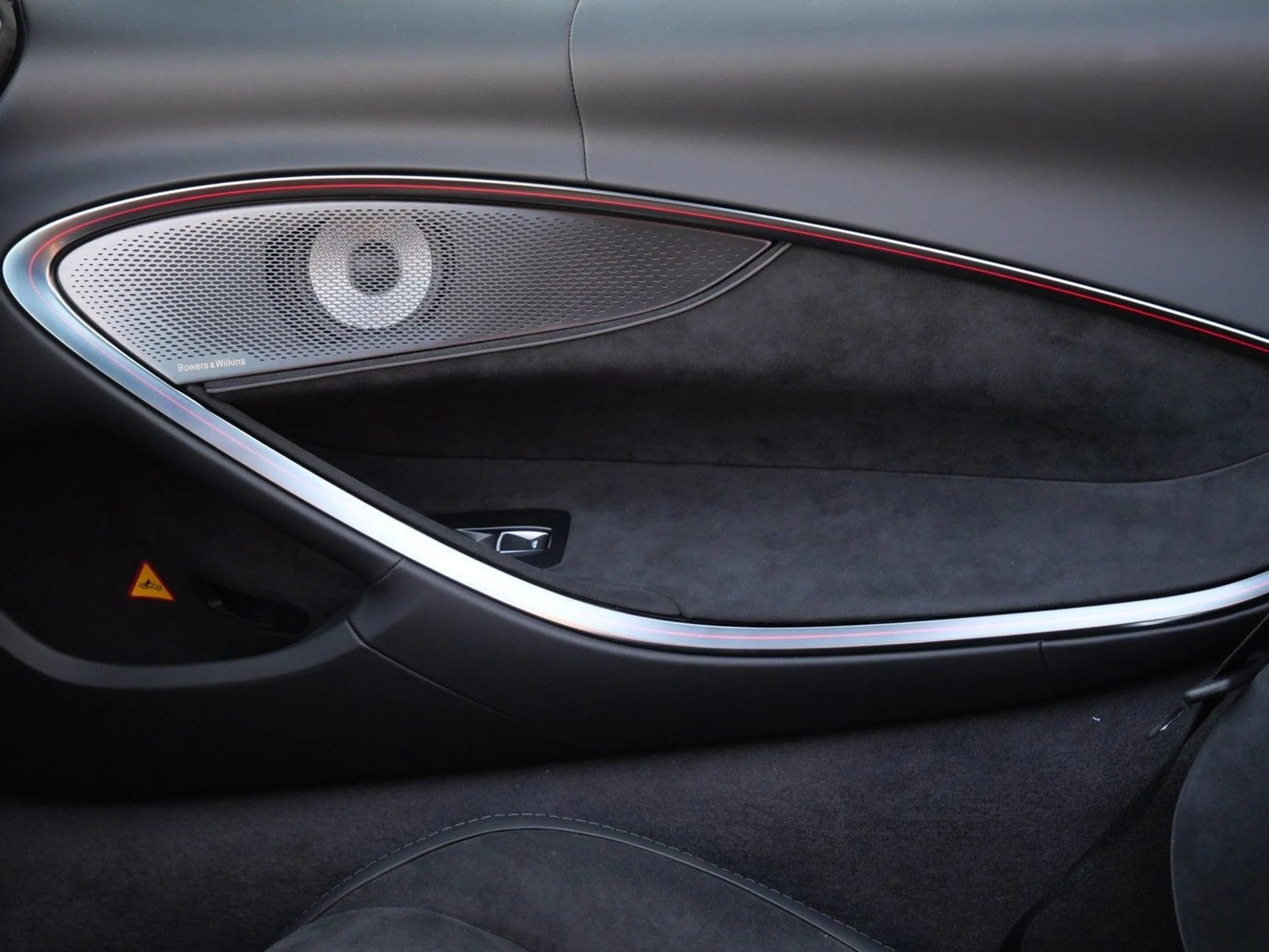 mph020_2842429447_ea2fd353fc26b1b89400f3c4ffd82d15x_524a9a98f0