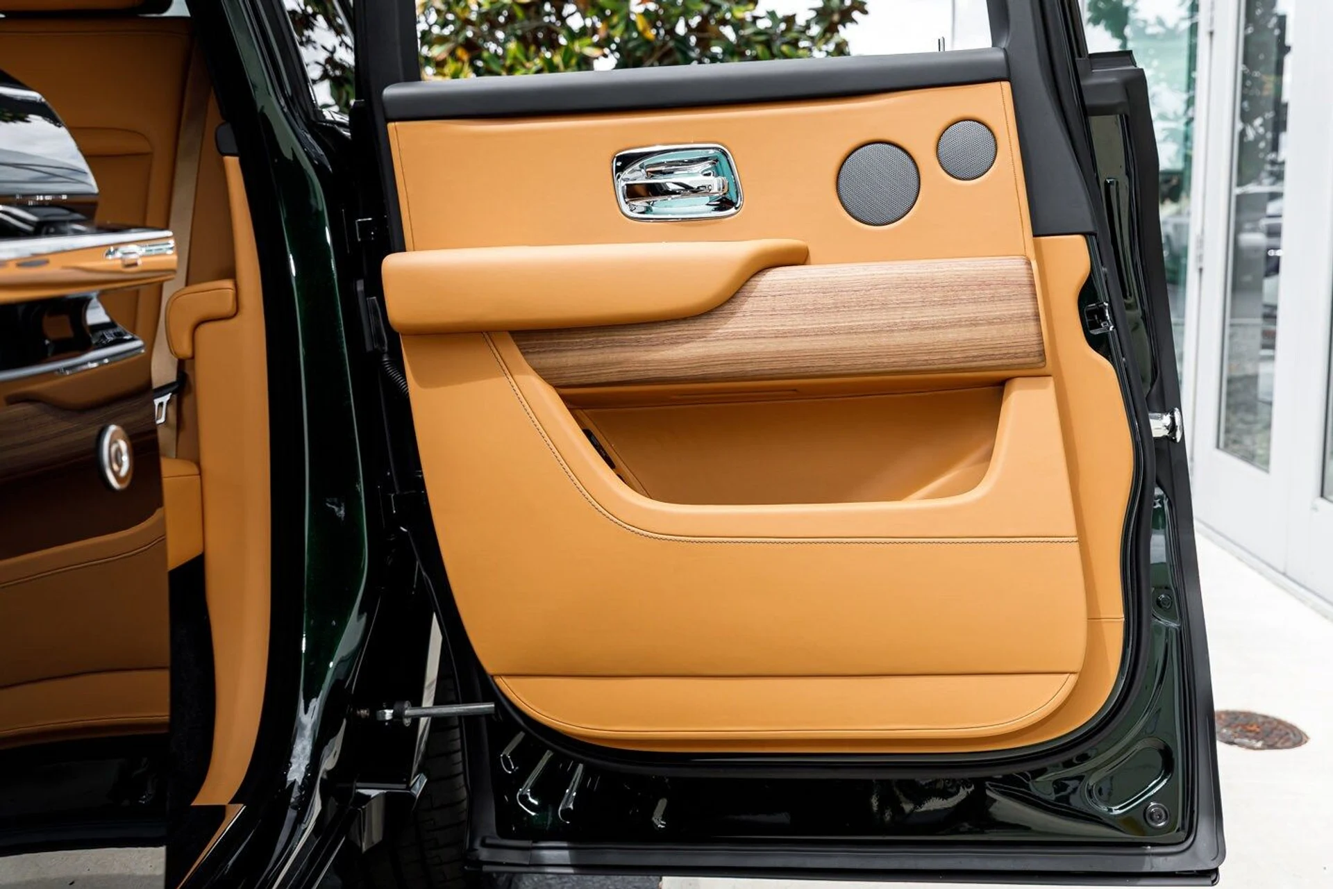 mph020_2844823100_e48aa0d6a3209cae19dd731206fe48fdx_1bc16f52e0