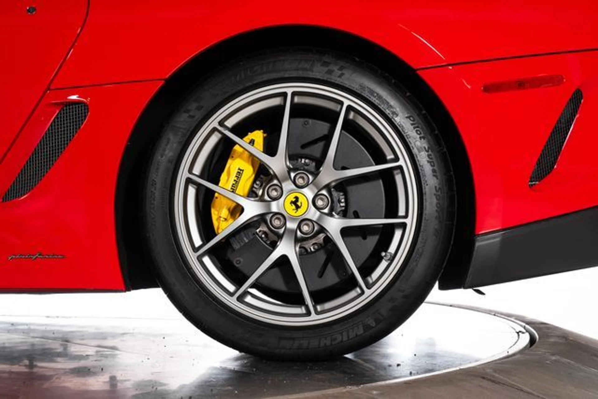 mph020_2855812712_44f92fe7278d0f240e2828a619459683x_8098aee5c6