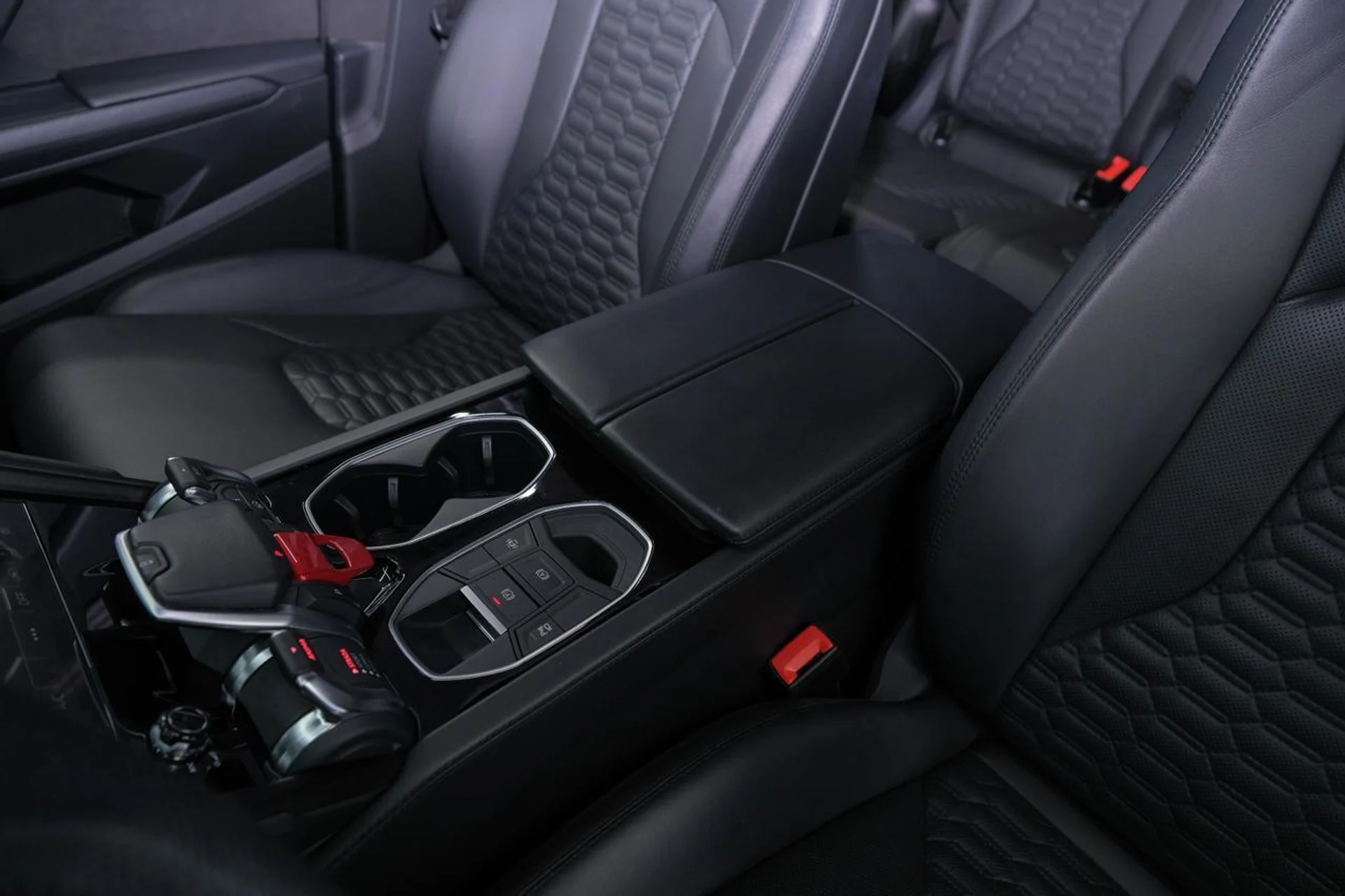 mph020_2860854002_15ad72136fc059e2659ad7657a76780a_1c9001e034