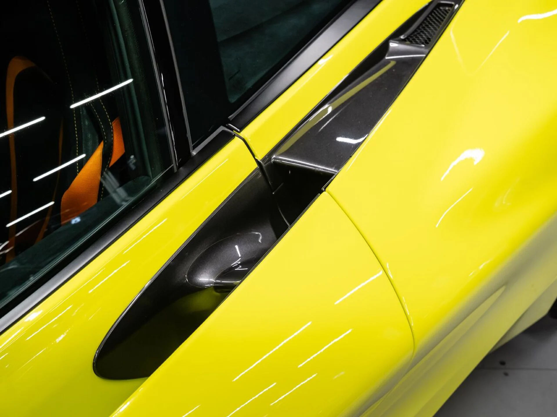 mph020_2861101925_mclaren_720s_2018_670c42a996