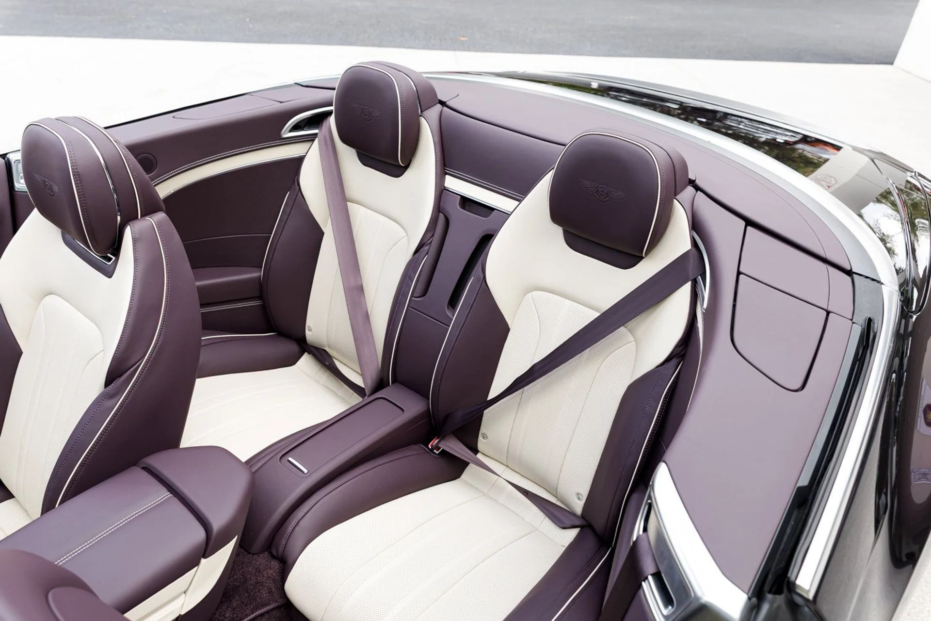 mph020_2861740483_cd051e64f49eb7aa07a4341c2b0fb857x_f88df4443a