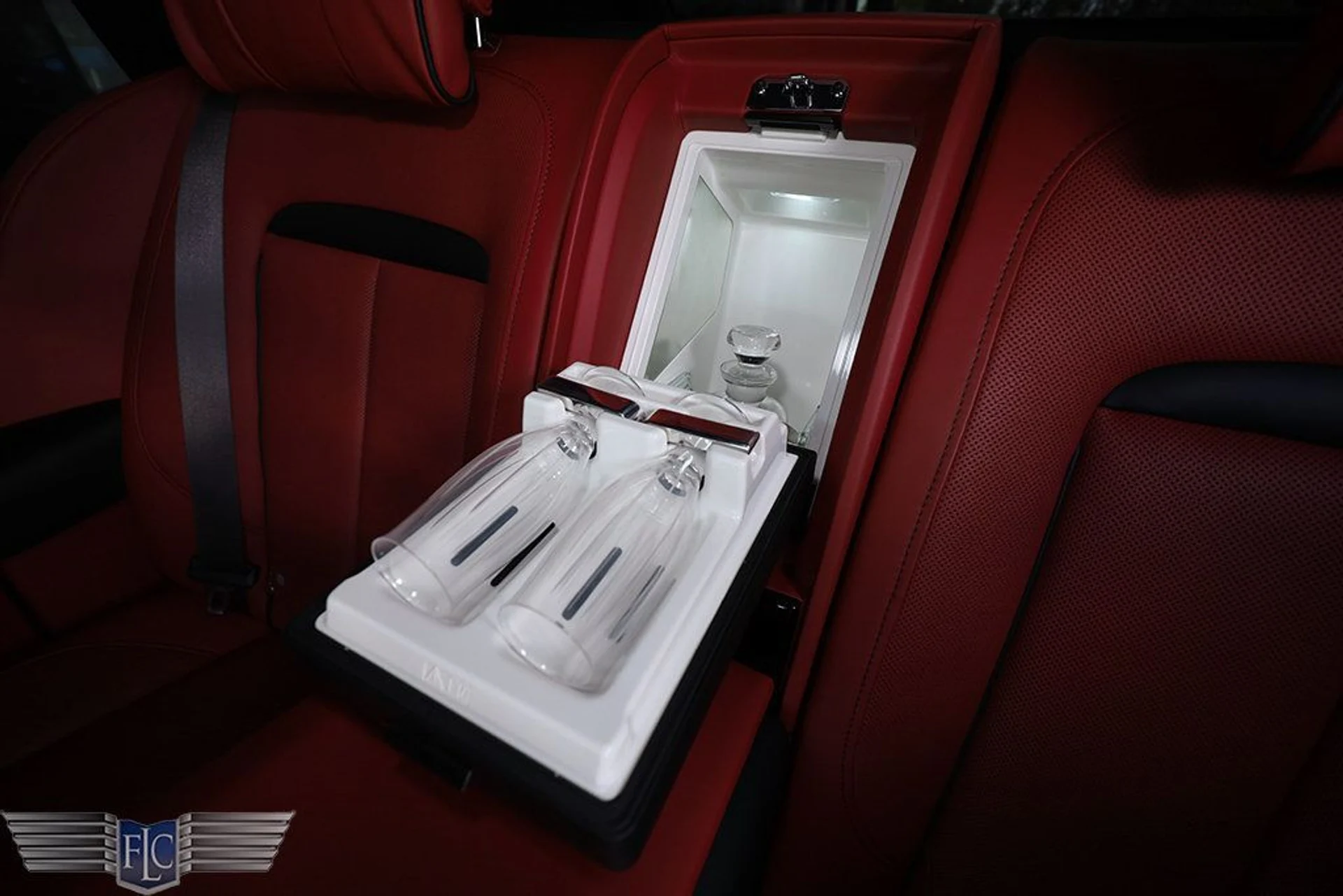 mph020_2862001478_used_2019_rolls_royce_cullinan_sportutility_6305_22963693_21_1024_6c44d20d93