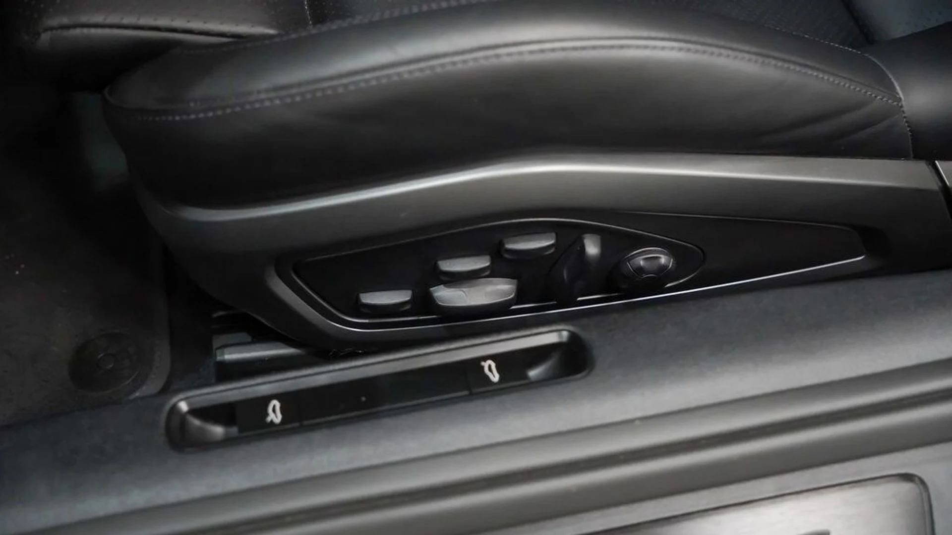 mph020_2866012081_36c6eb852d79223e31b333743bd2a512x_75b49d881a