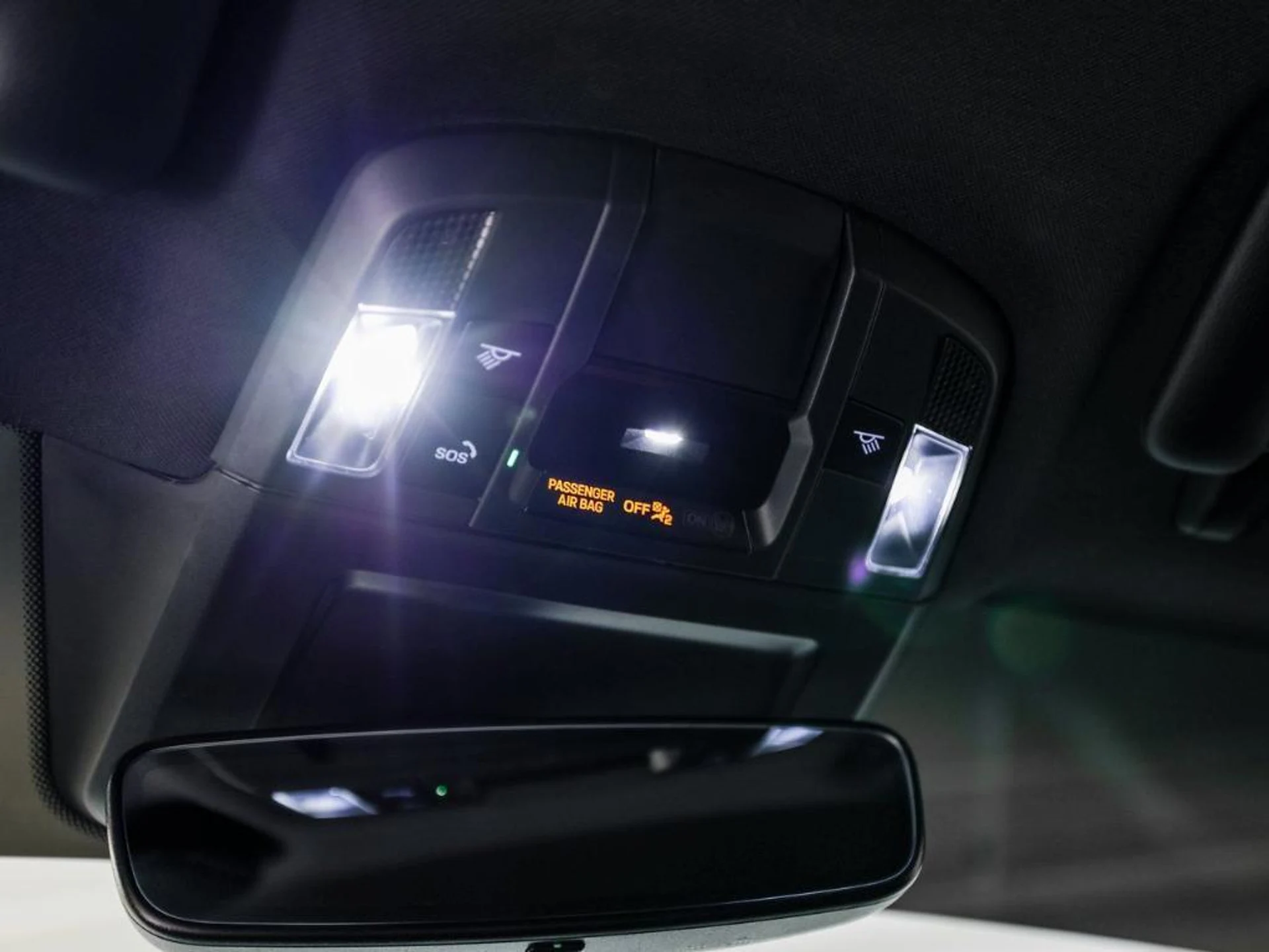 mph020_2867936881_E_Uk_YF_Sh_A1_TMQ_Thc433_W_Gp_Vlno6c_1abaf7cc97