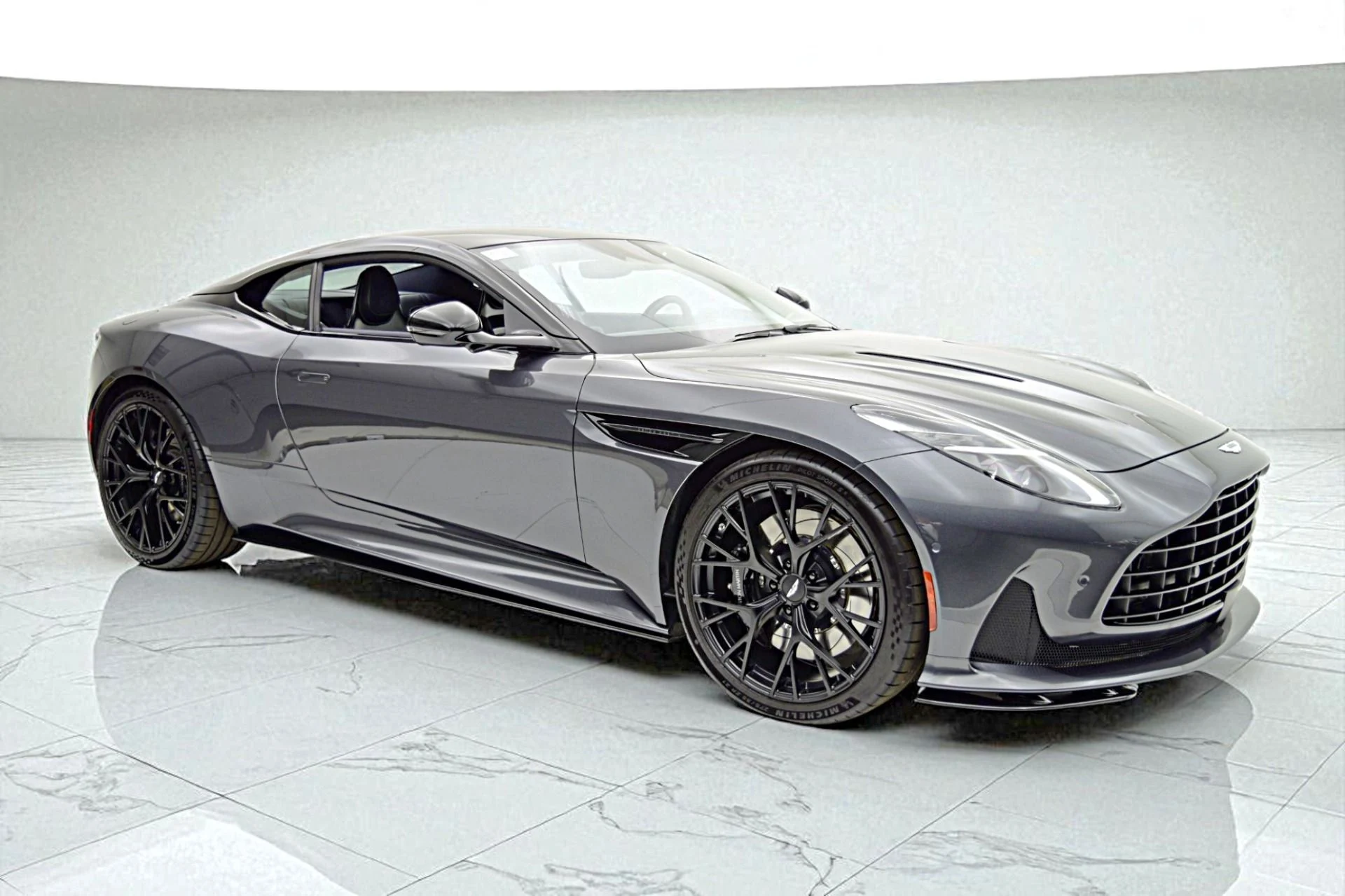 mph020_2868834080_Used_2024_Aston_Martin_DB_12_Coupe_a3e1ea8fa2