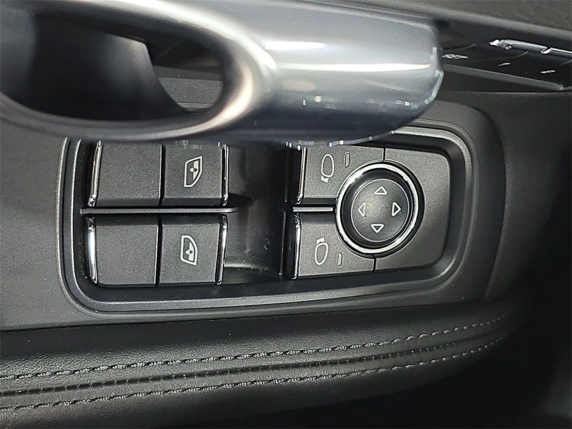 mph020_2872164824_383670f461426340cf78e233f68e2f72_0b2f644a57